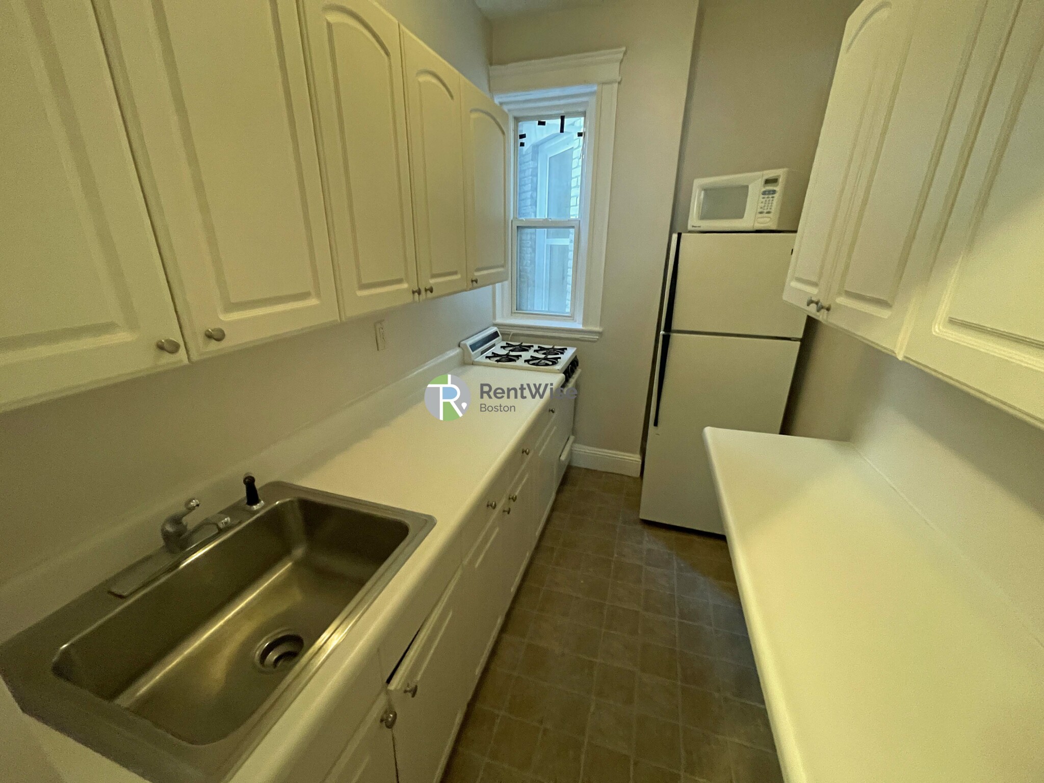 1846 Commonwealth Ave, Brighton