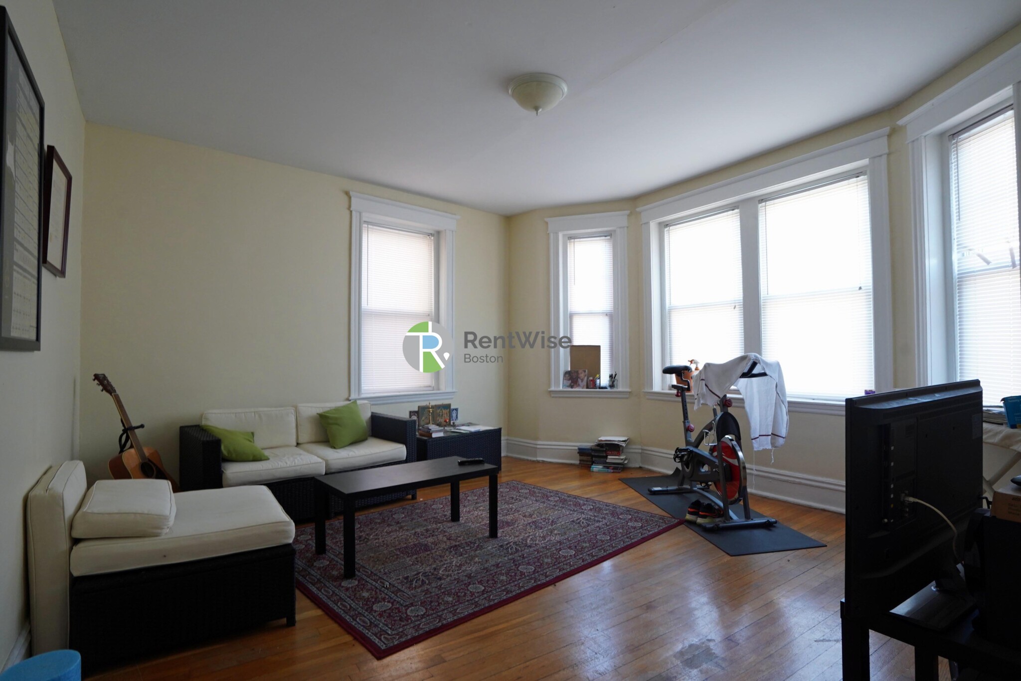 3 Lorraine Ter, Allston