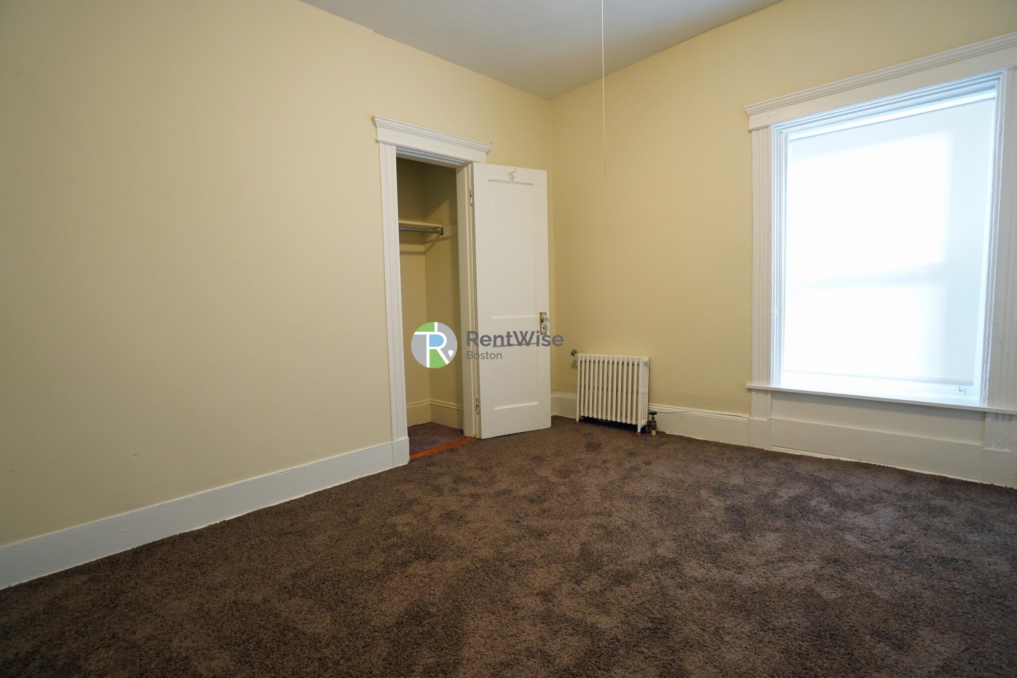 11 Royce Rd, Allston