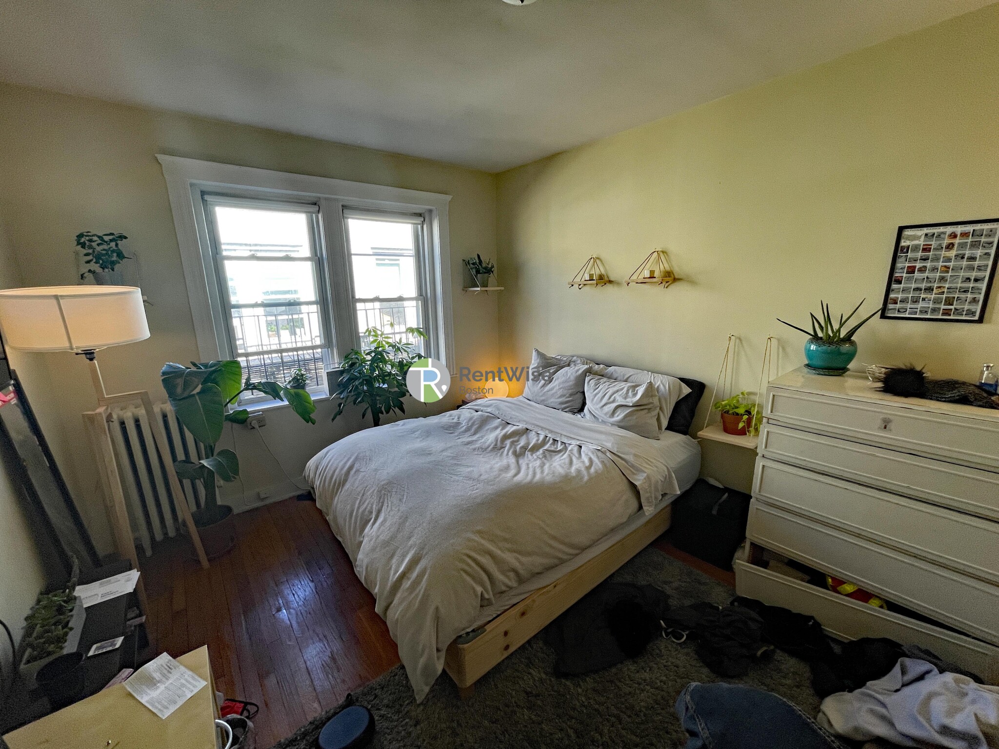 51 Linden St, Allston