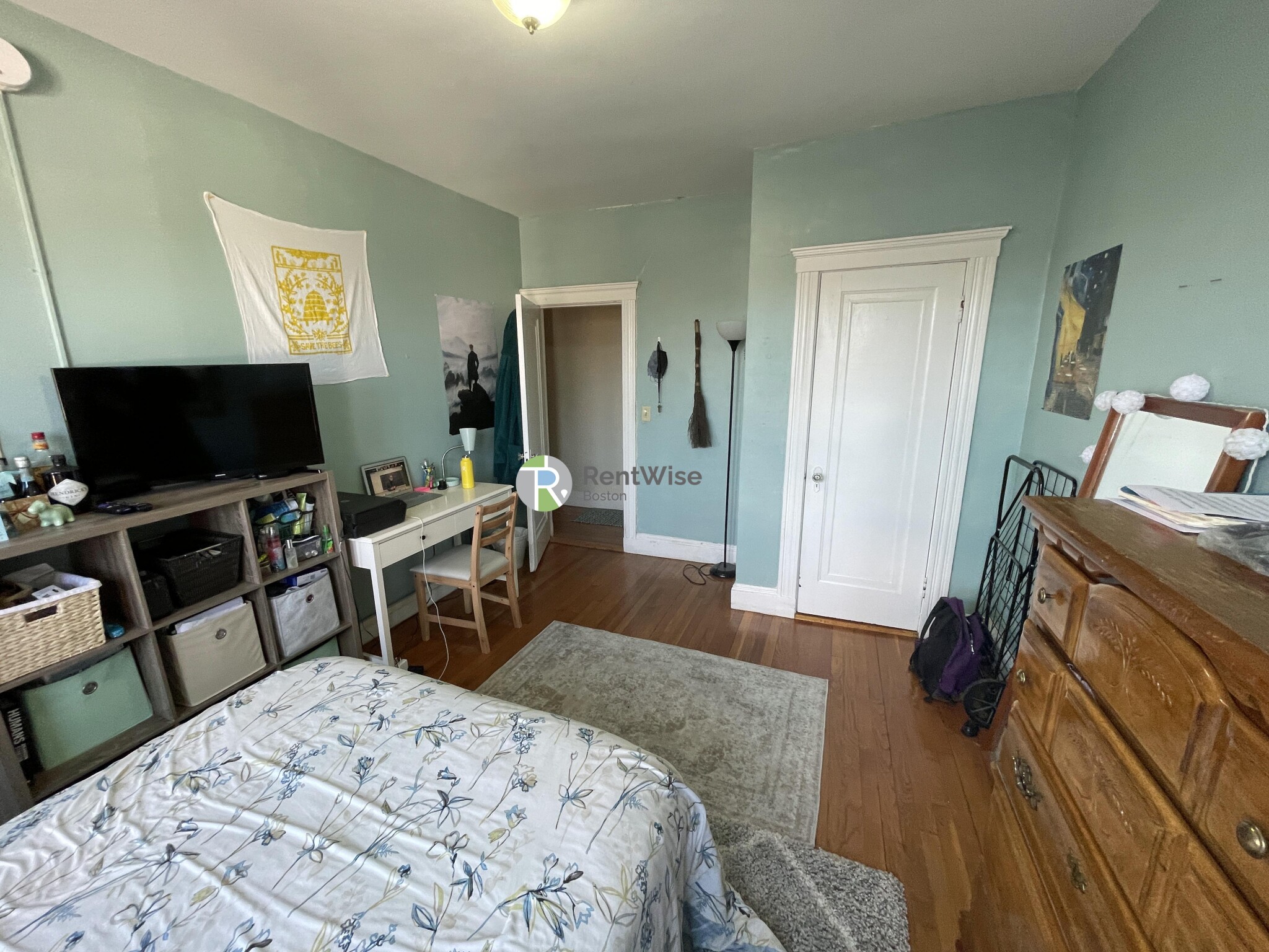 51 Linden St, Allston