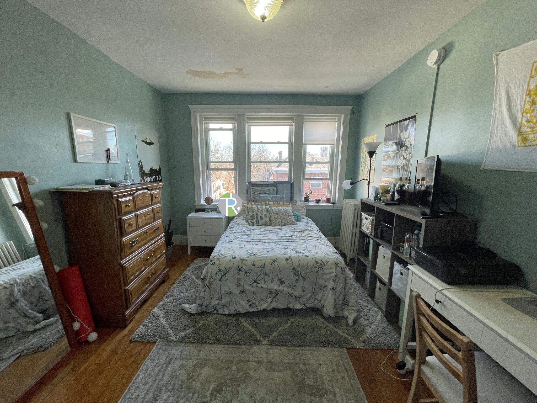 51 Linden St, Allston