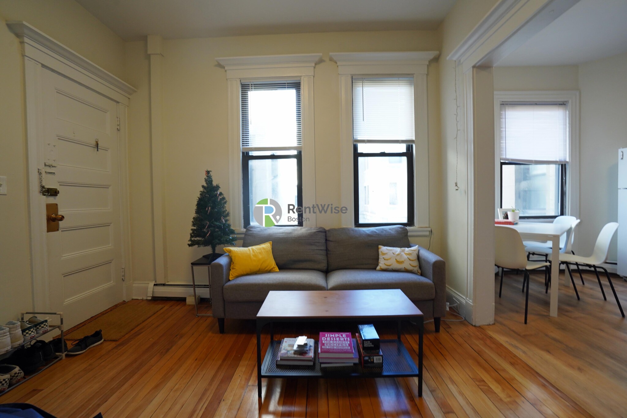 72 Gardner St, Allston