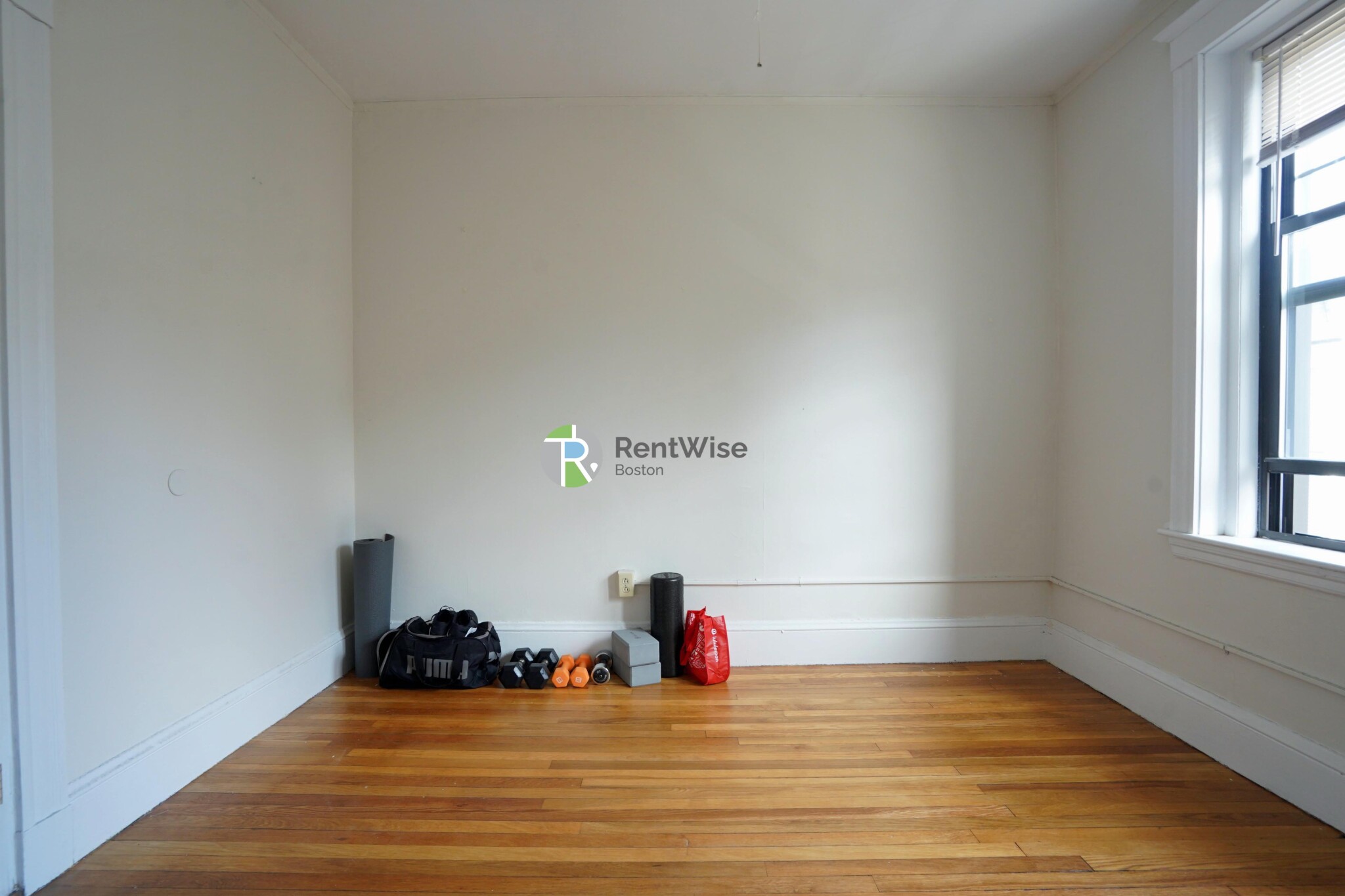 39 Clinton St, Central Square