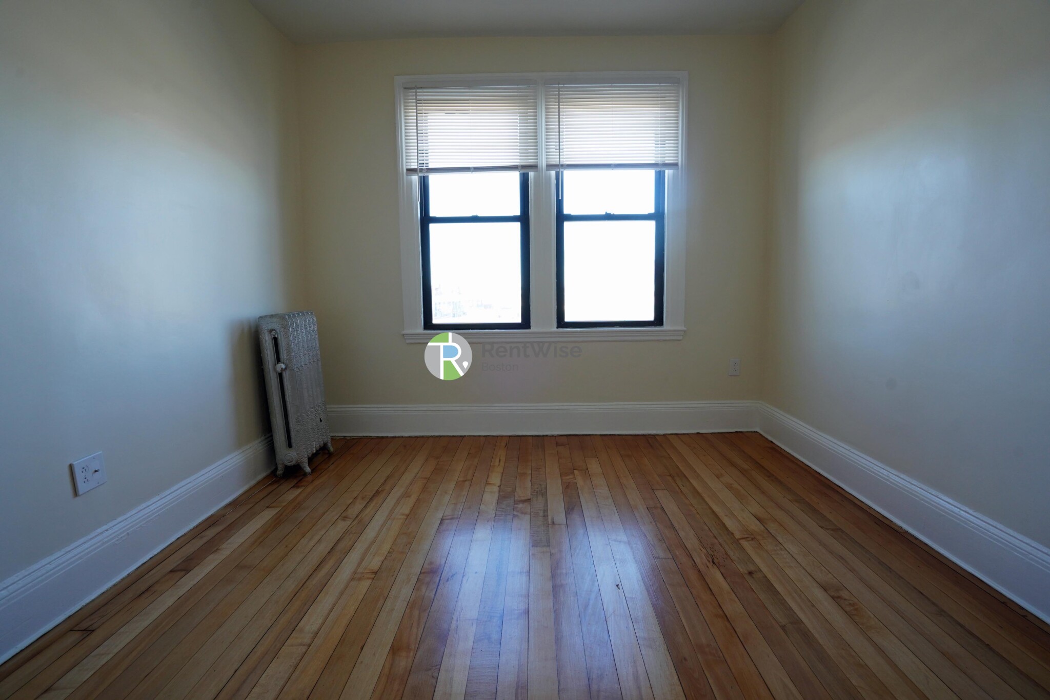 1212 Commonwealth Ave, Brighton