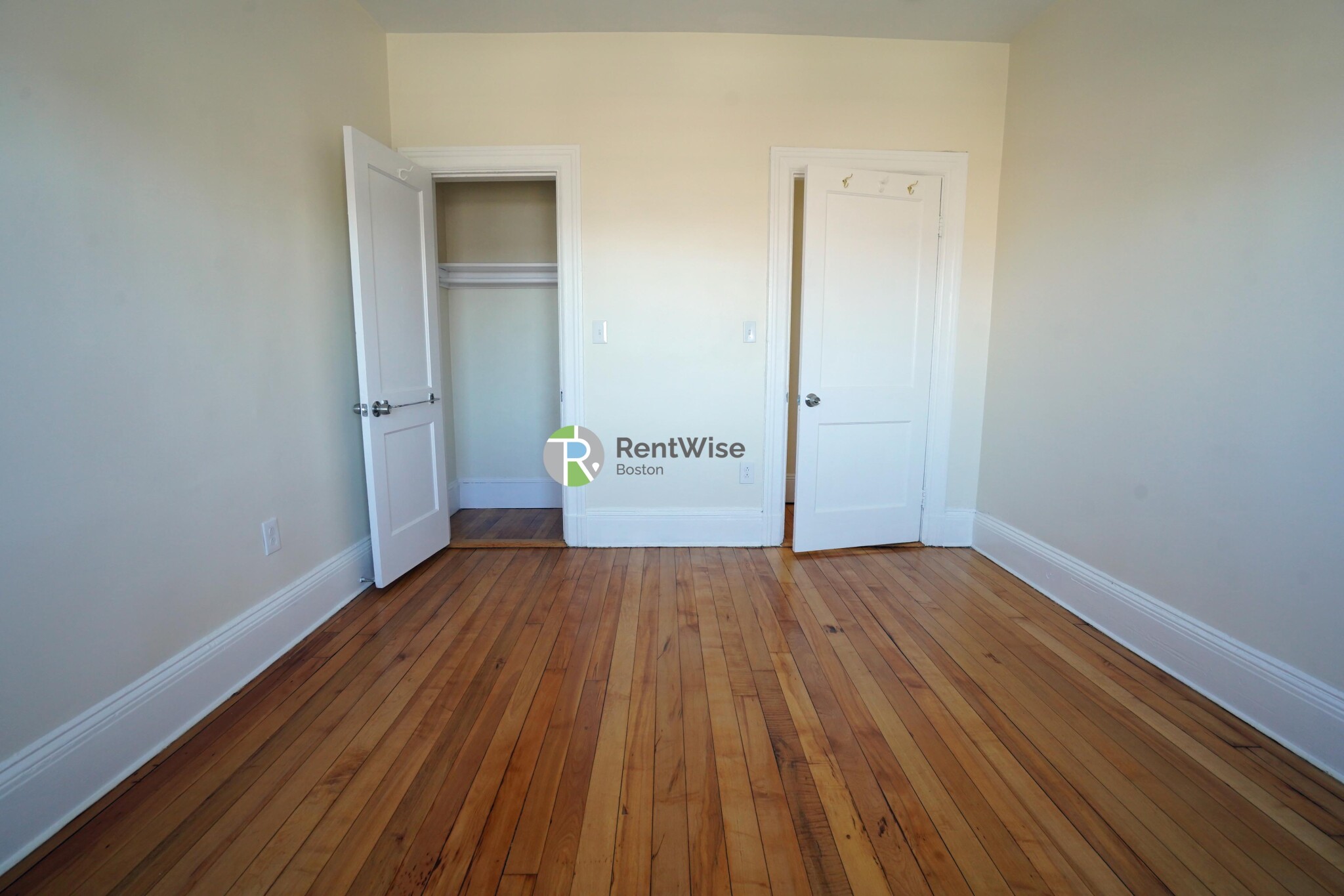 1212 Commonwealth Ave, Brighton