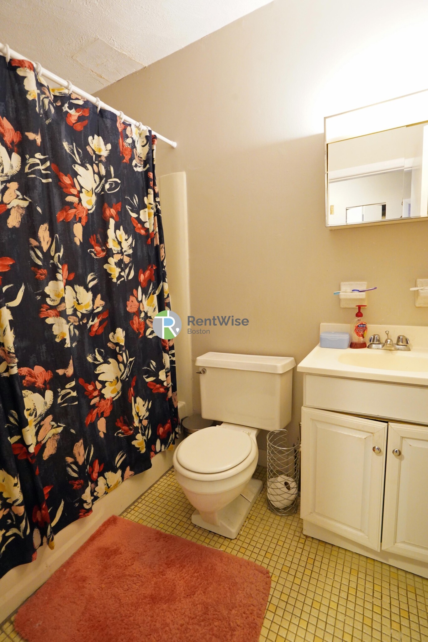 106 Tremont St, Brighton