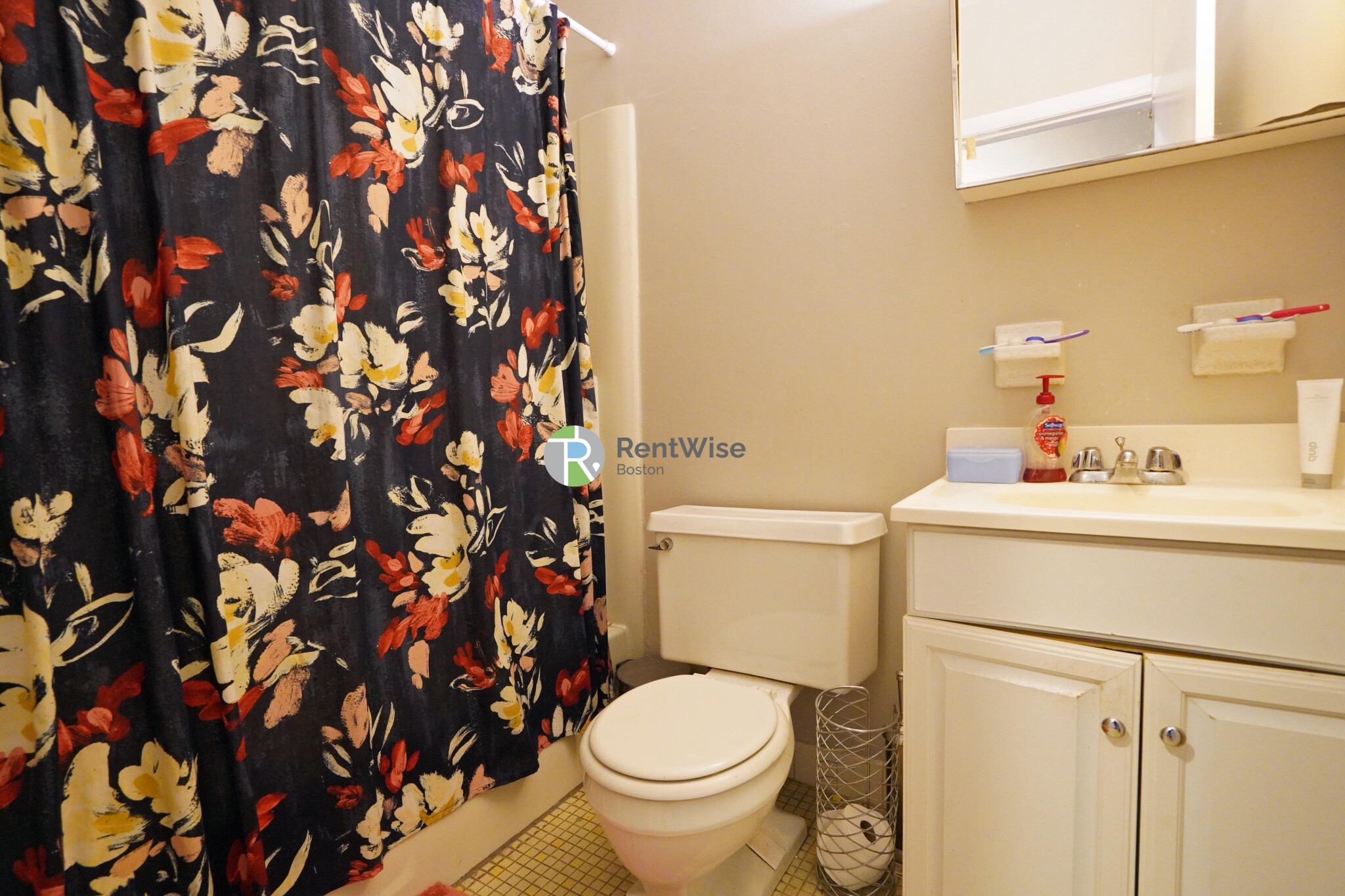 106 Tremont St, Brighton