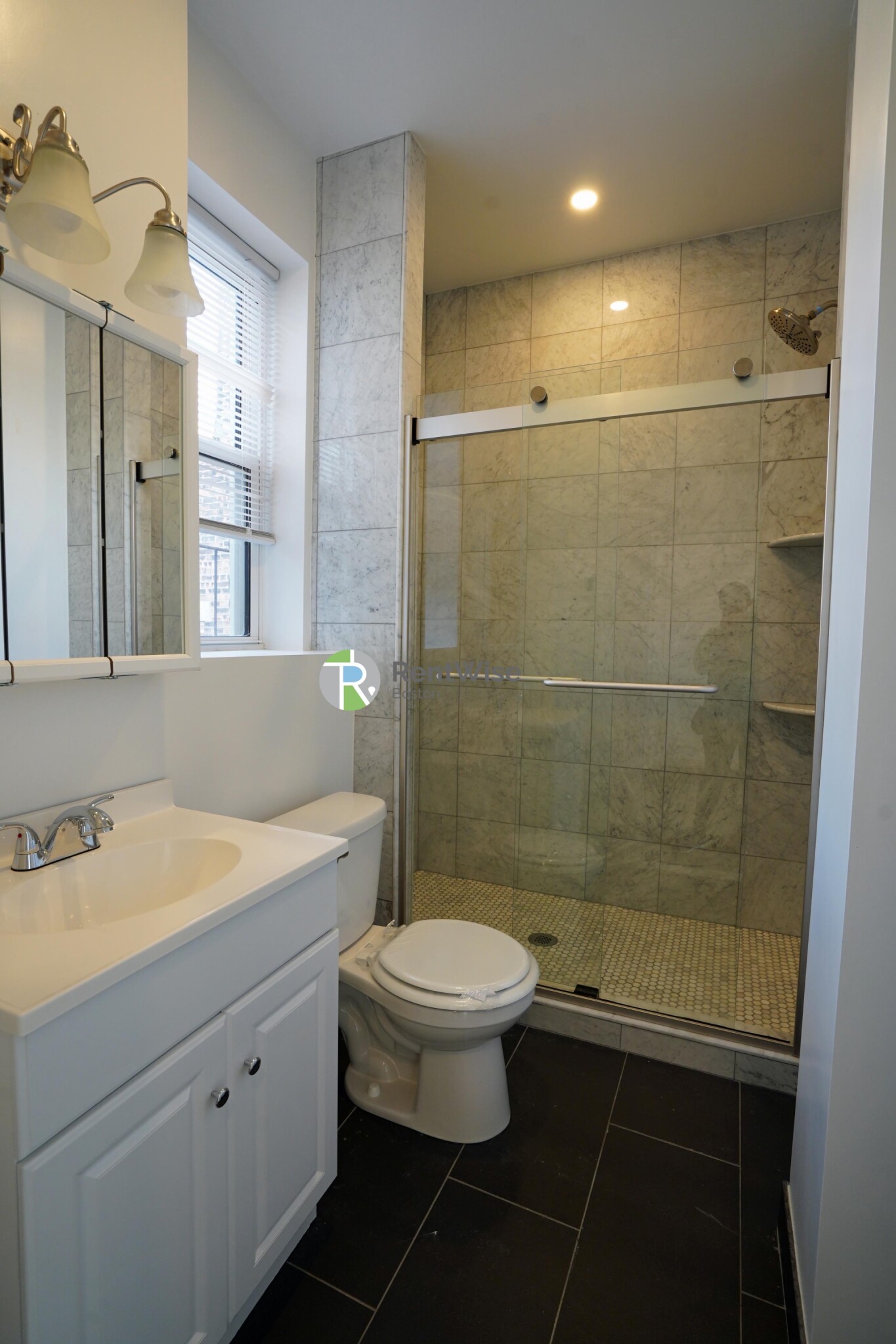 124 Peterborough St, Fenway