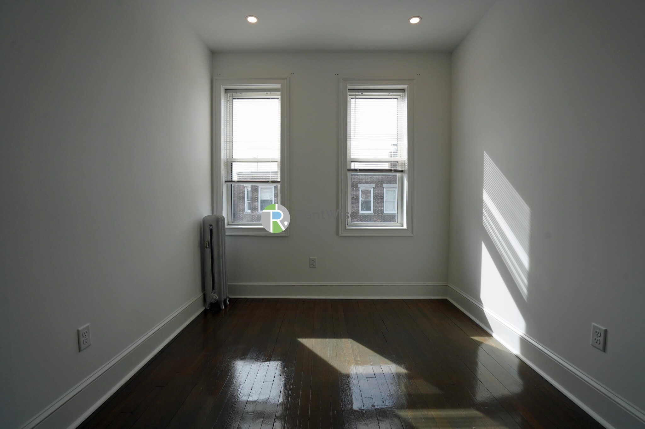 124 Peterborough St, Fenway