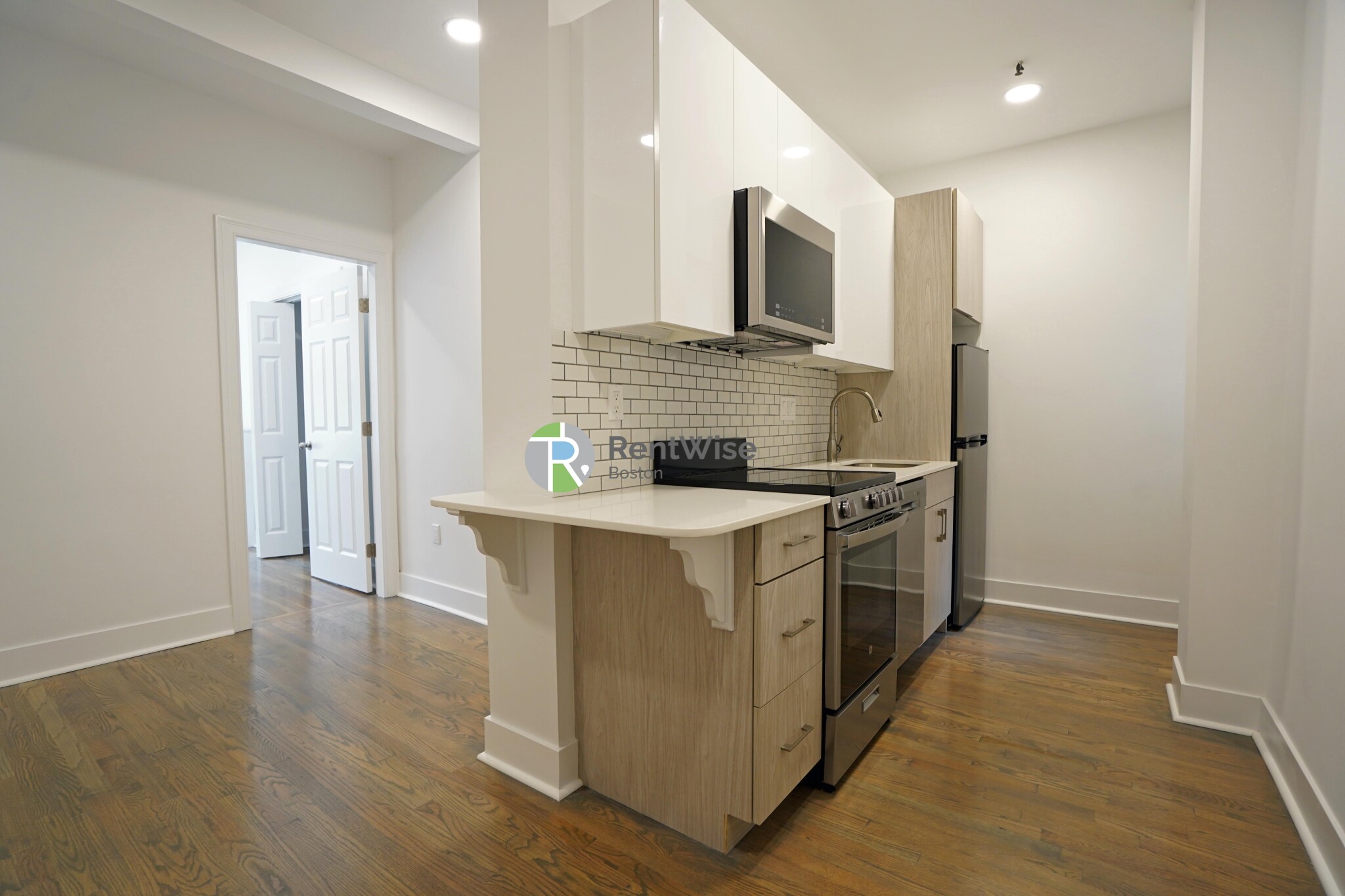 11 Peterborough St, Fenway