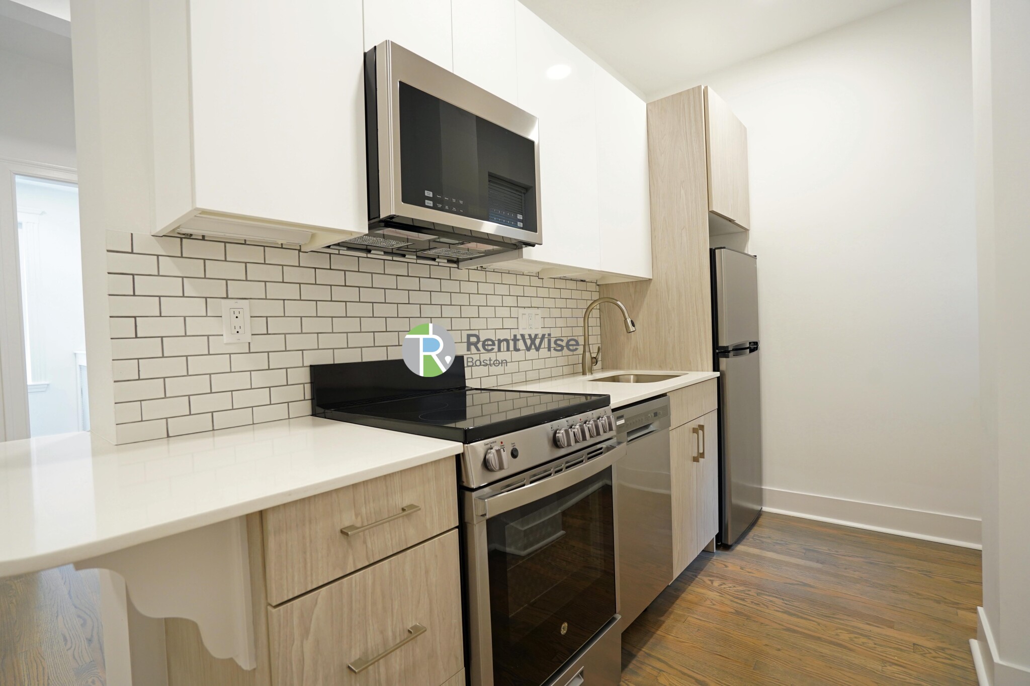 11 Peterborough St, Fenway