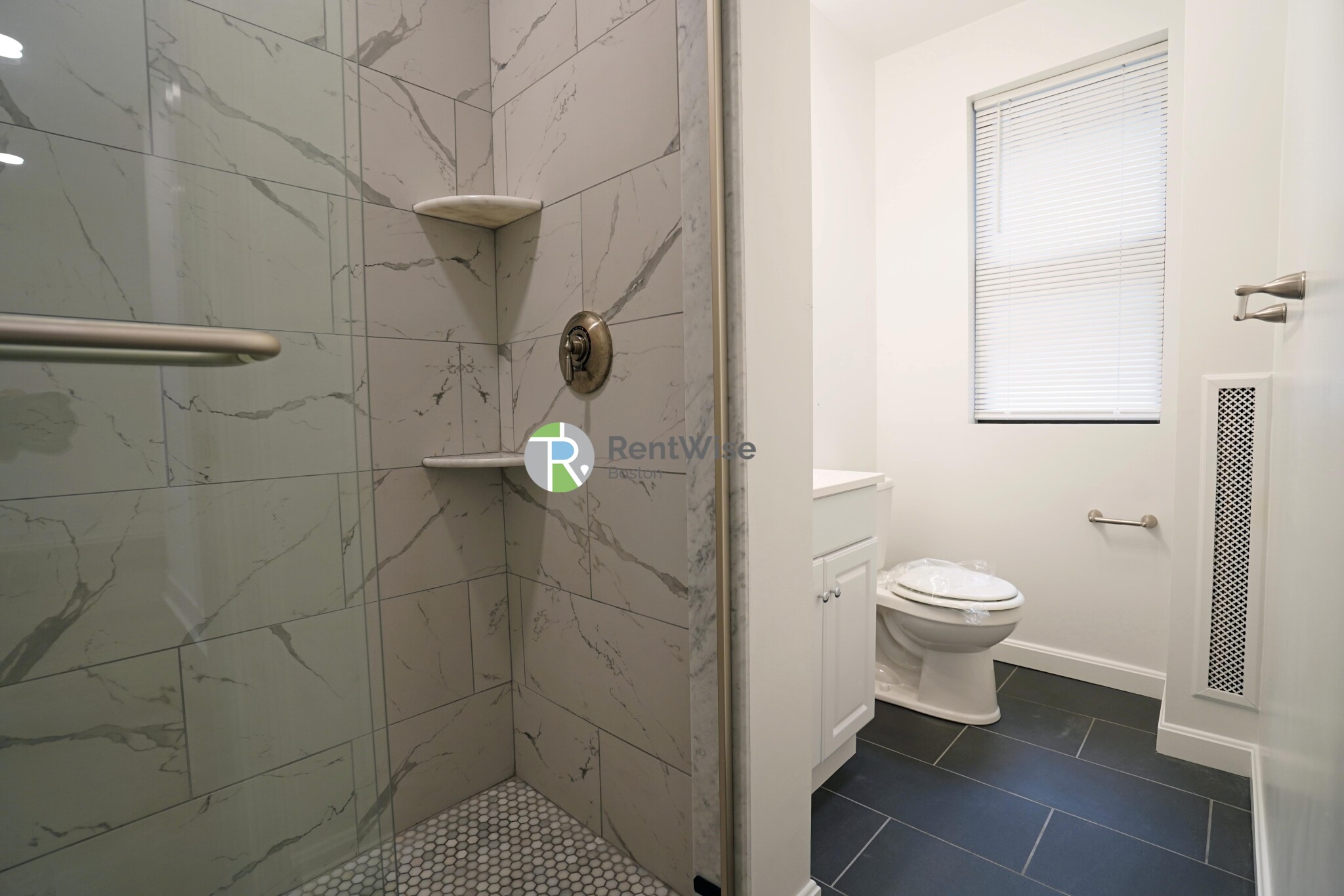 11 Peterborough St, Fenway