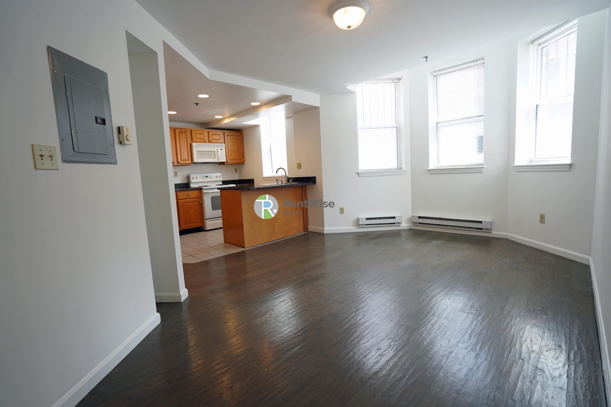 16 Queensberry St, Fenway