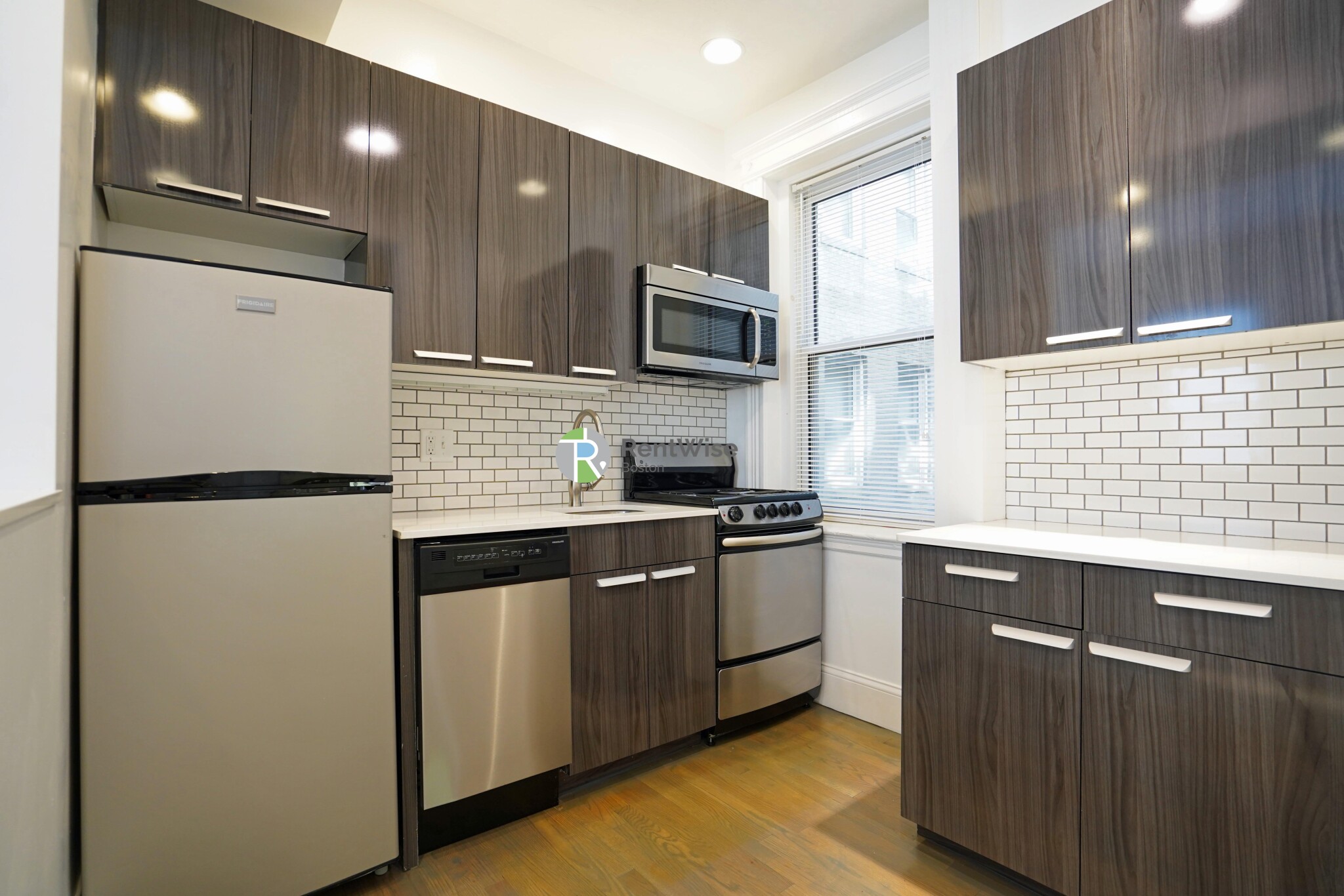 20 Queensberry St, Fenway