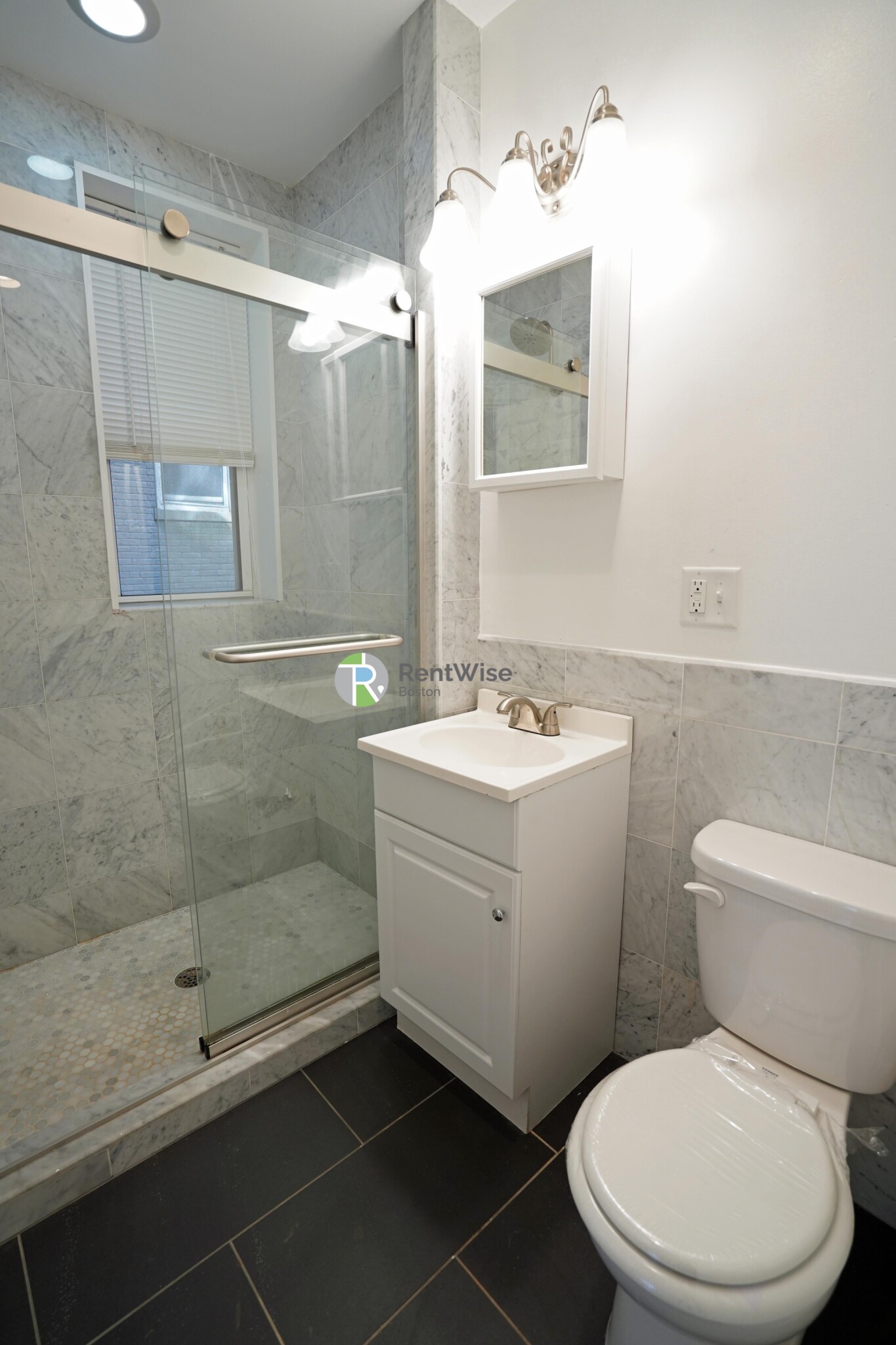 20 Queensberry St, Fenway