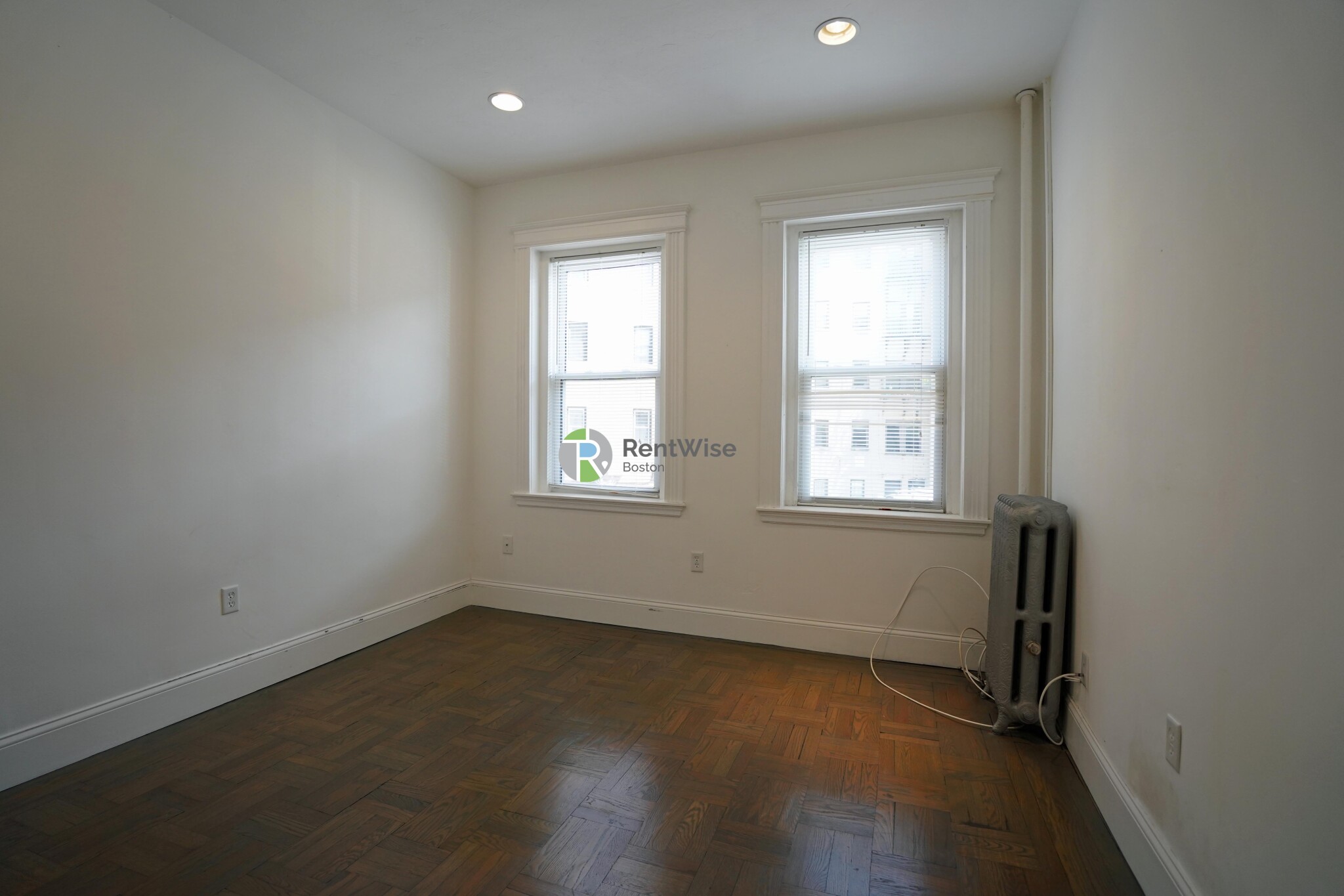 20 Queensberry St, Fenway