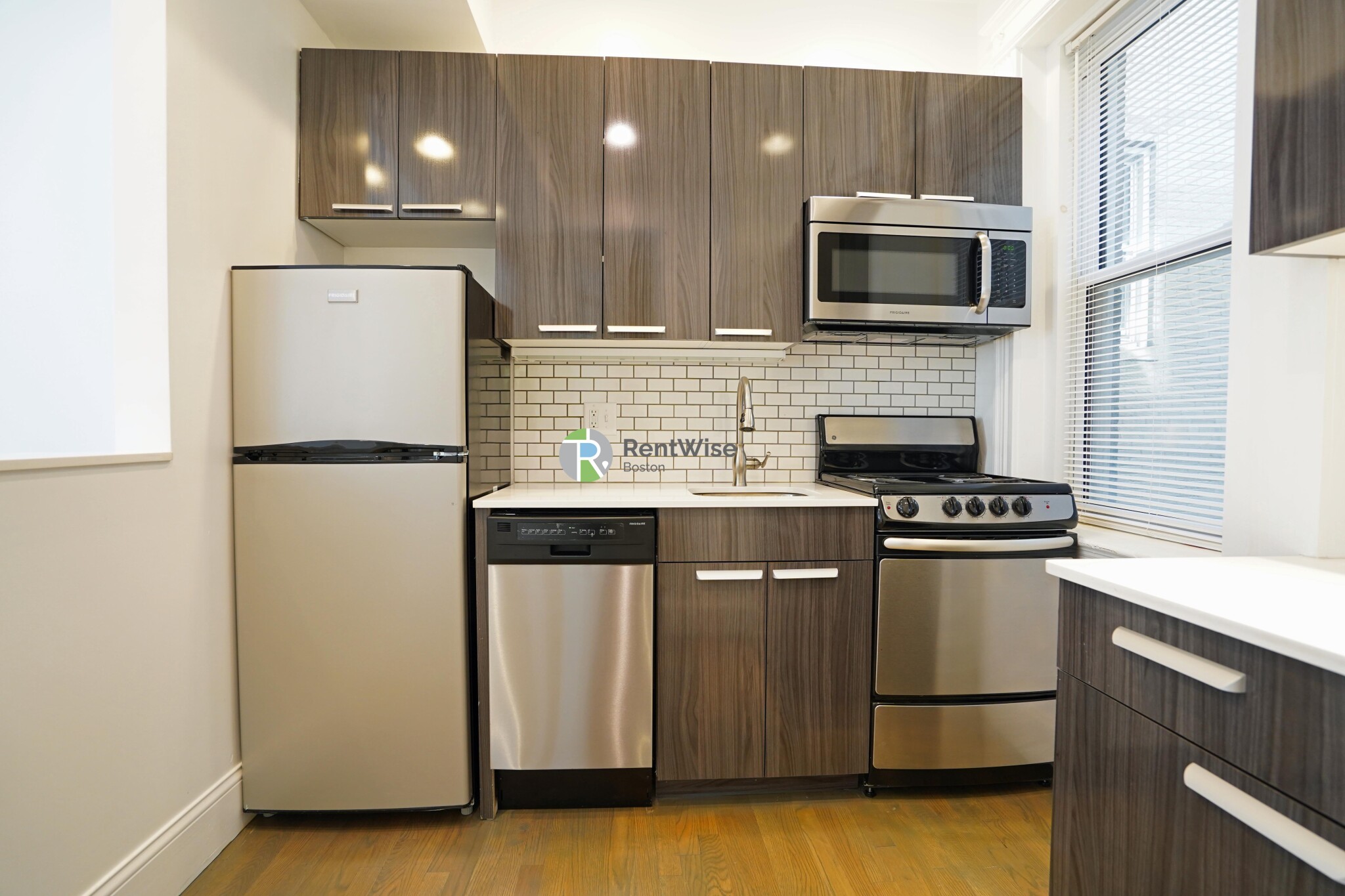 20 Queensberry St, Fenway