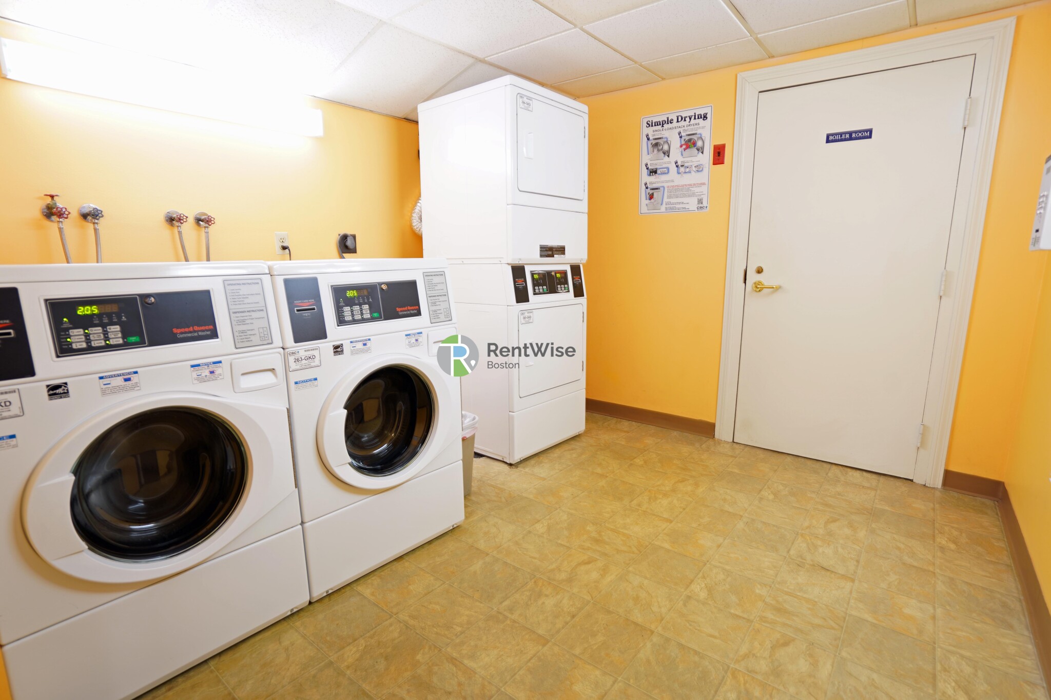 107 Queensberry St, Fenway