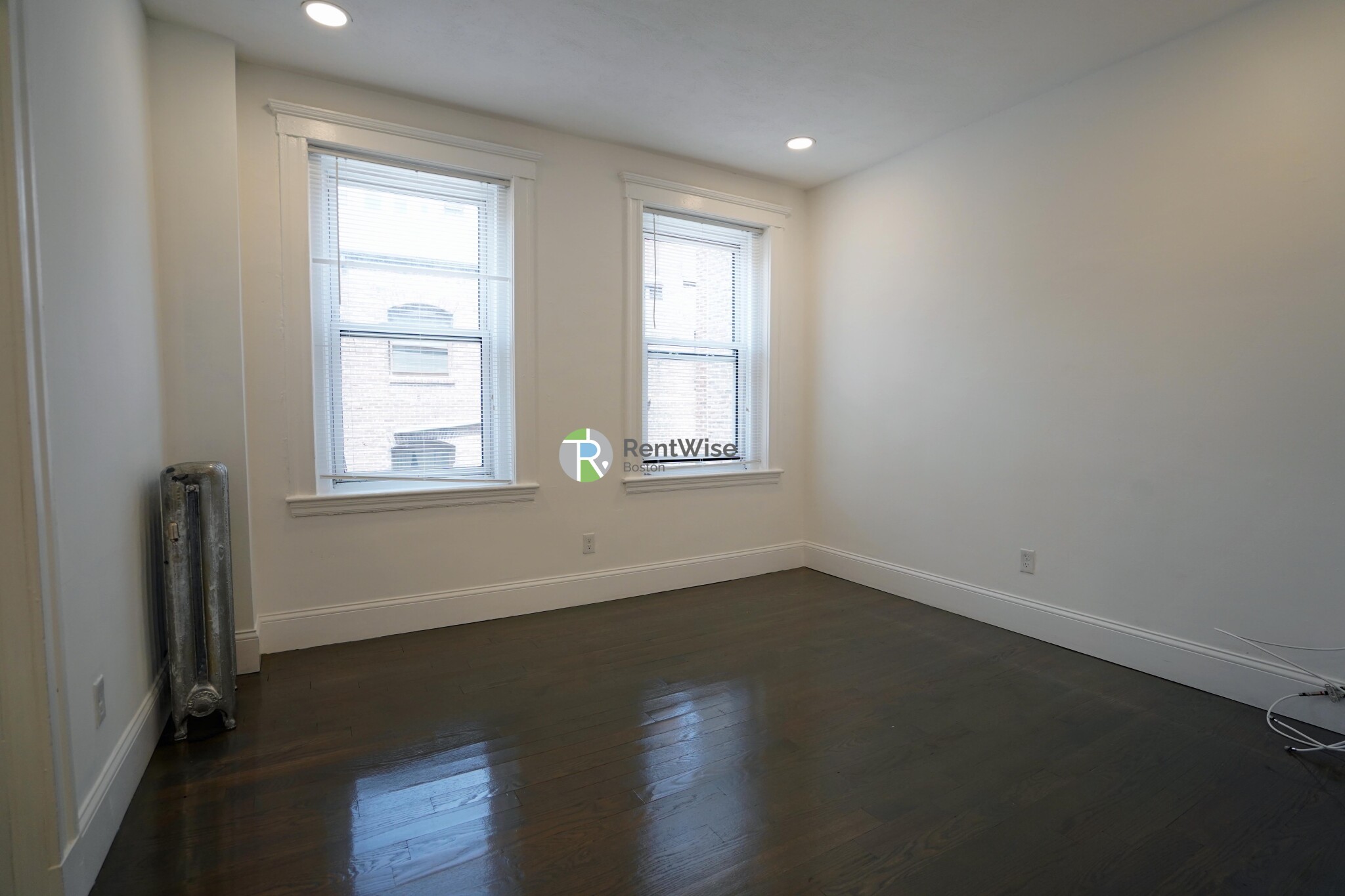 51 Queensberry St, Fenway