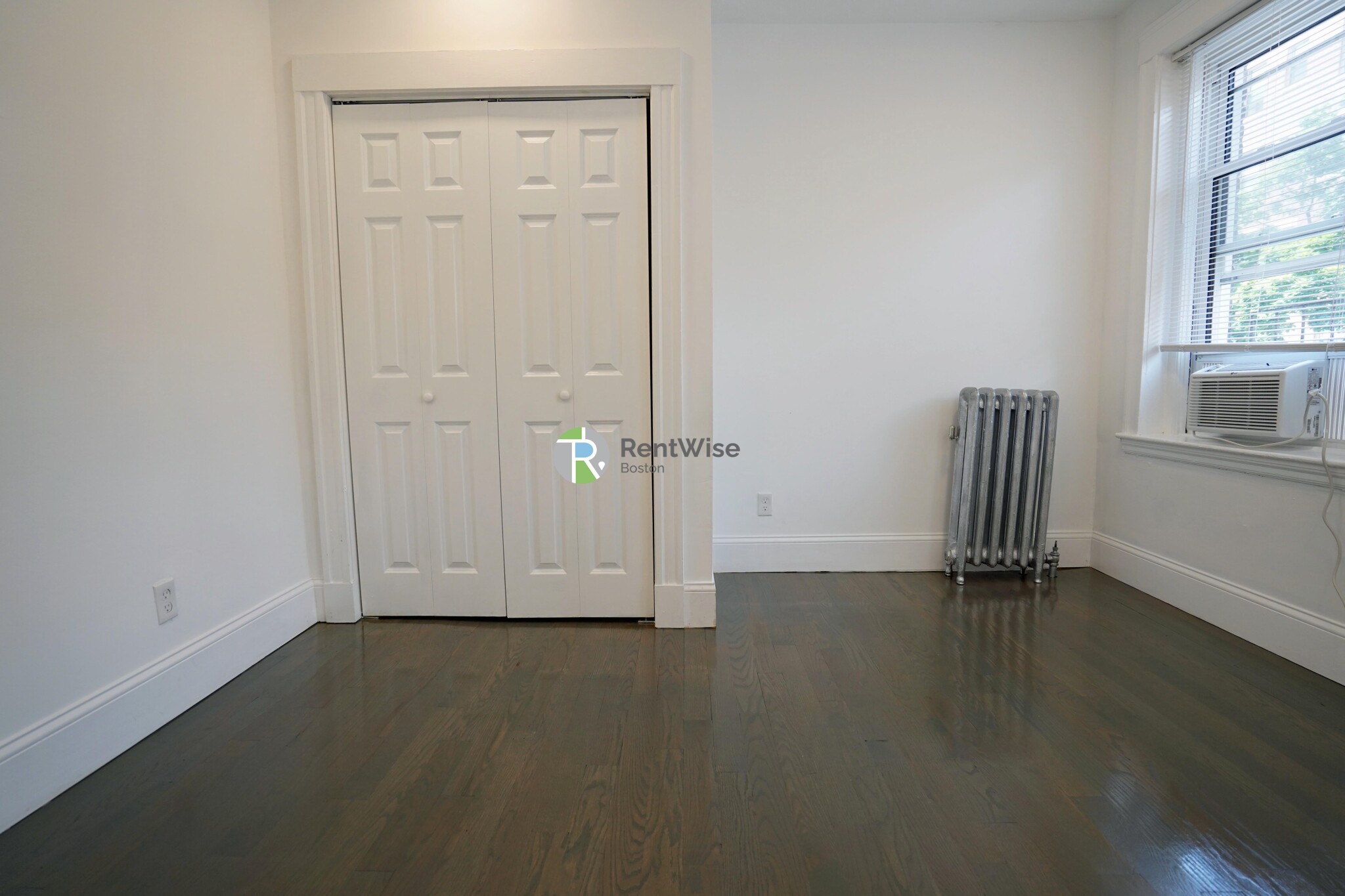 51 Queensberry St, Fenway