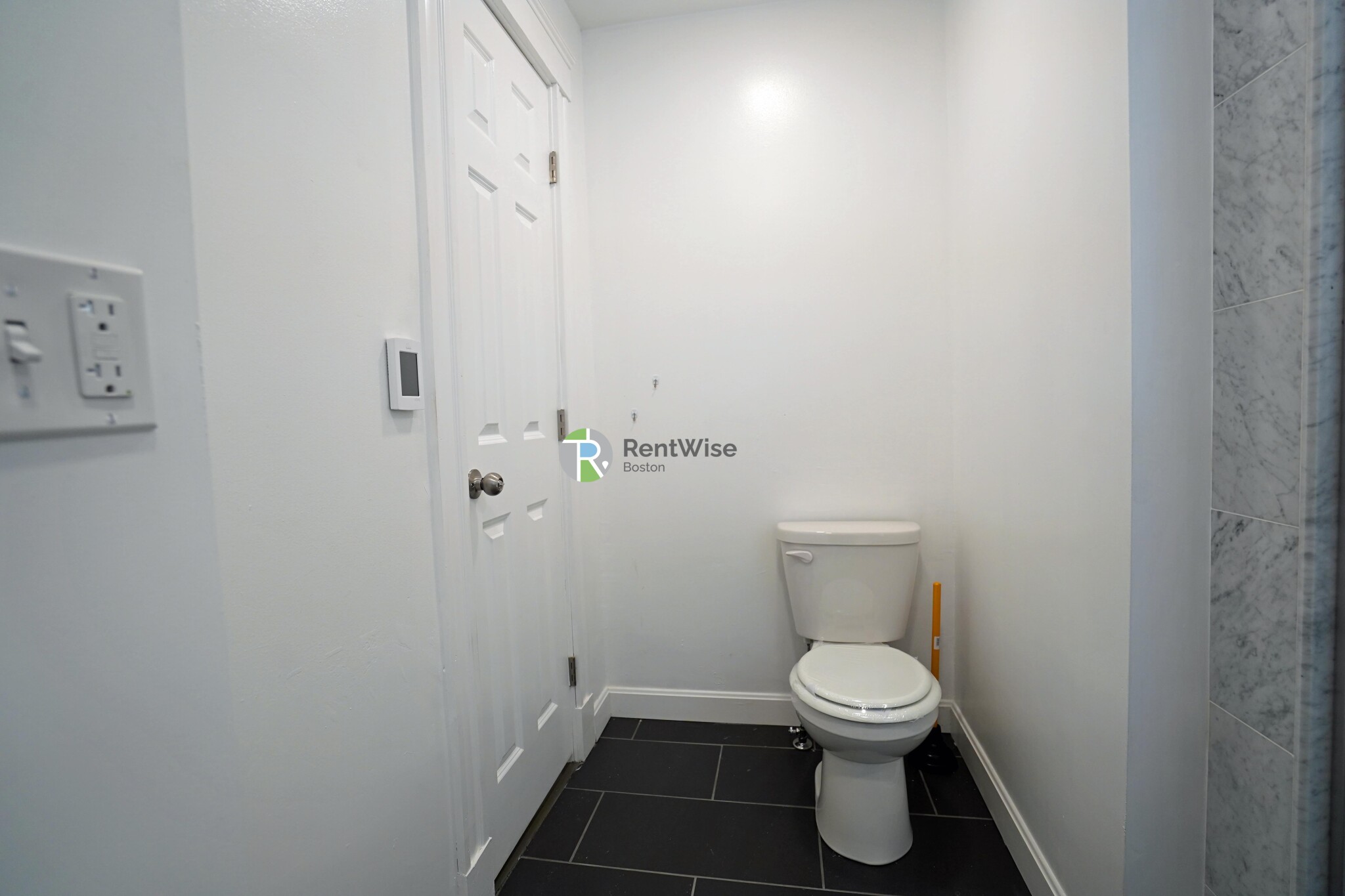 51 Queensberry St, Fenway