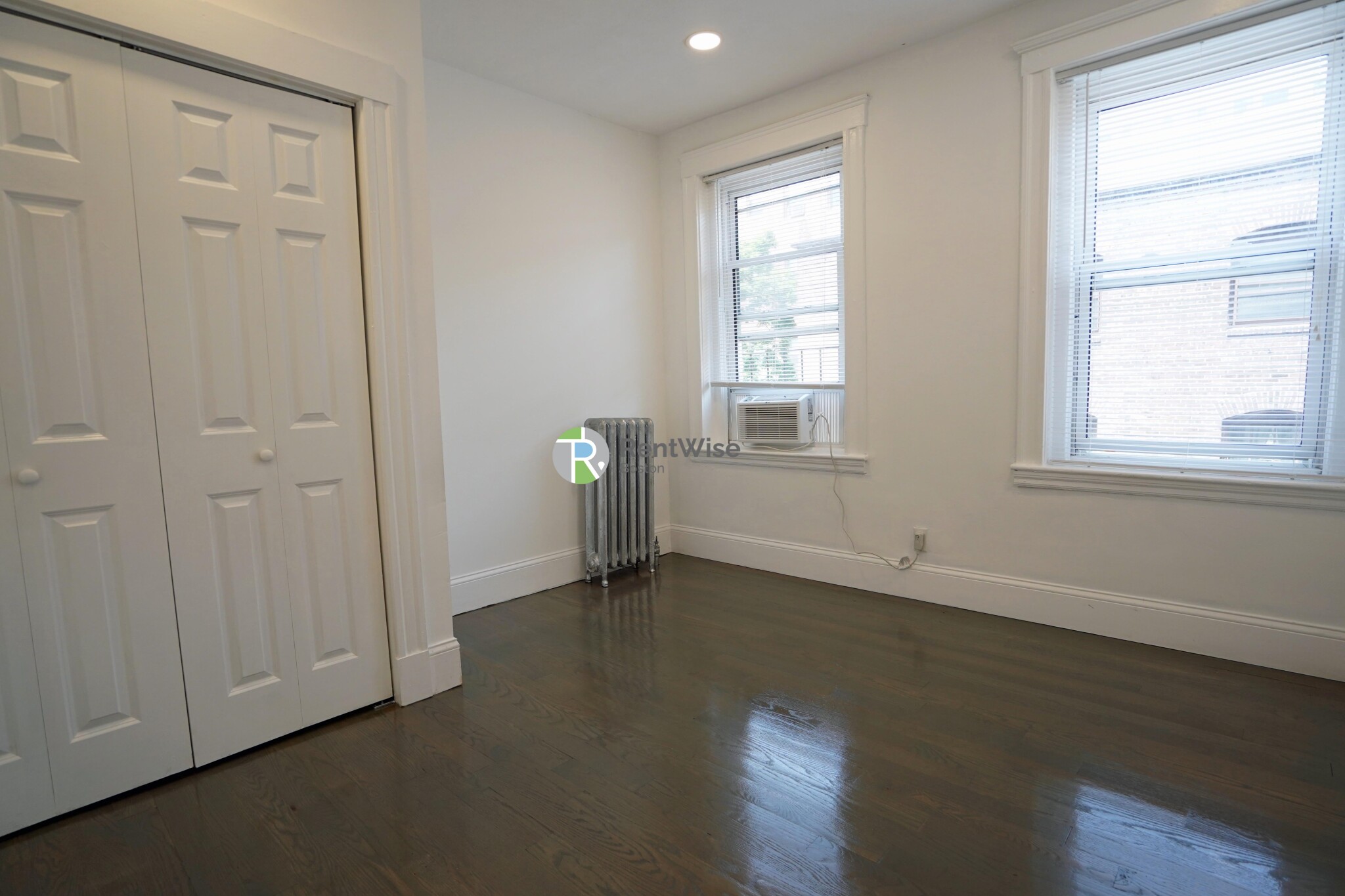 51 Queensberry St, Fenway