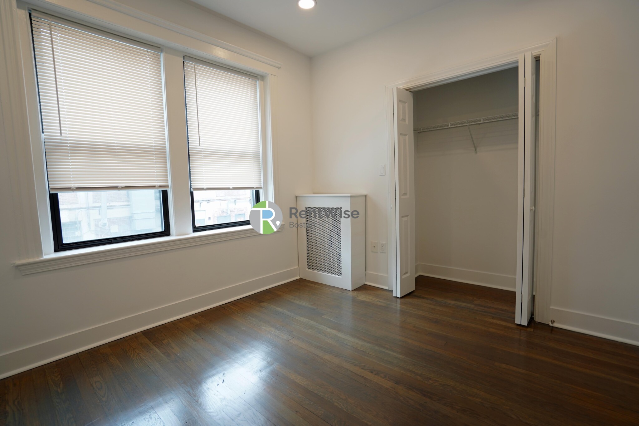 11 Peterborough St, Fenway