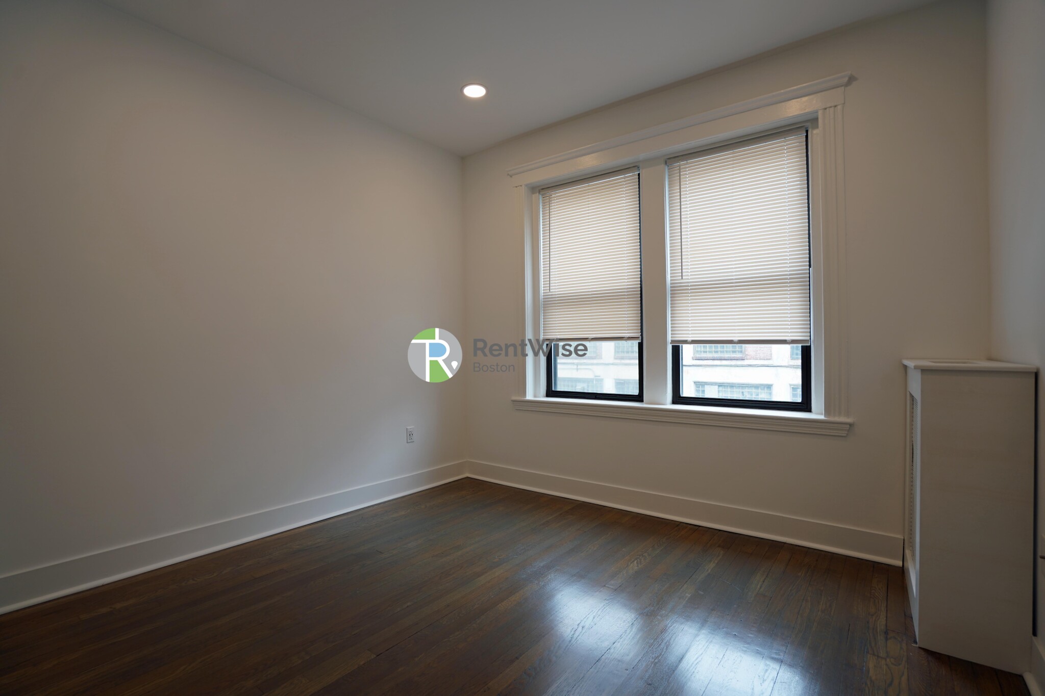 11 Peterborough St, Fenway