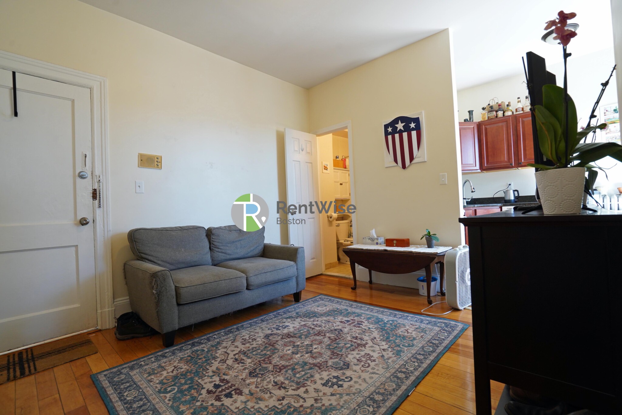 1216 Commonwealth Ave, Brighton