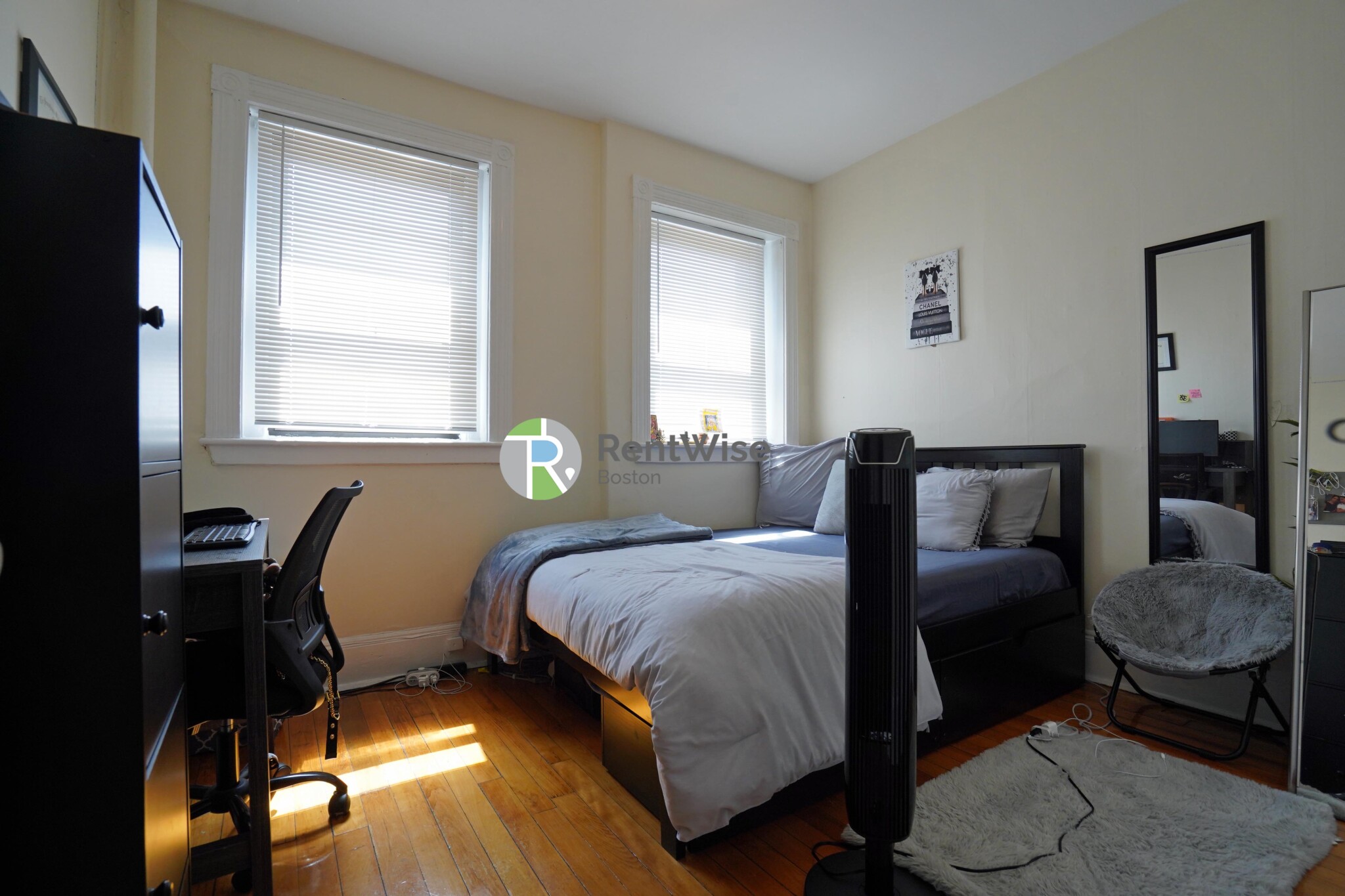 1212 Commonwealth Ave, Brighton