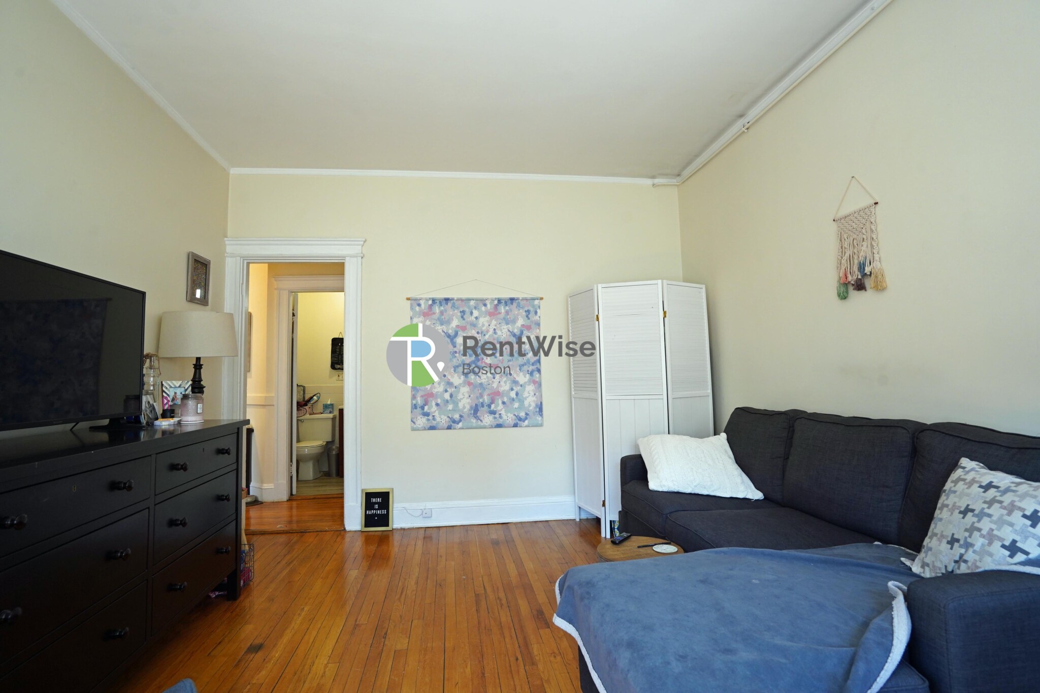 1844 Commonwealth Ave, Brighton