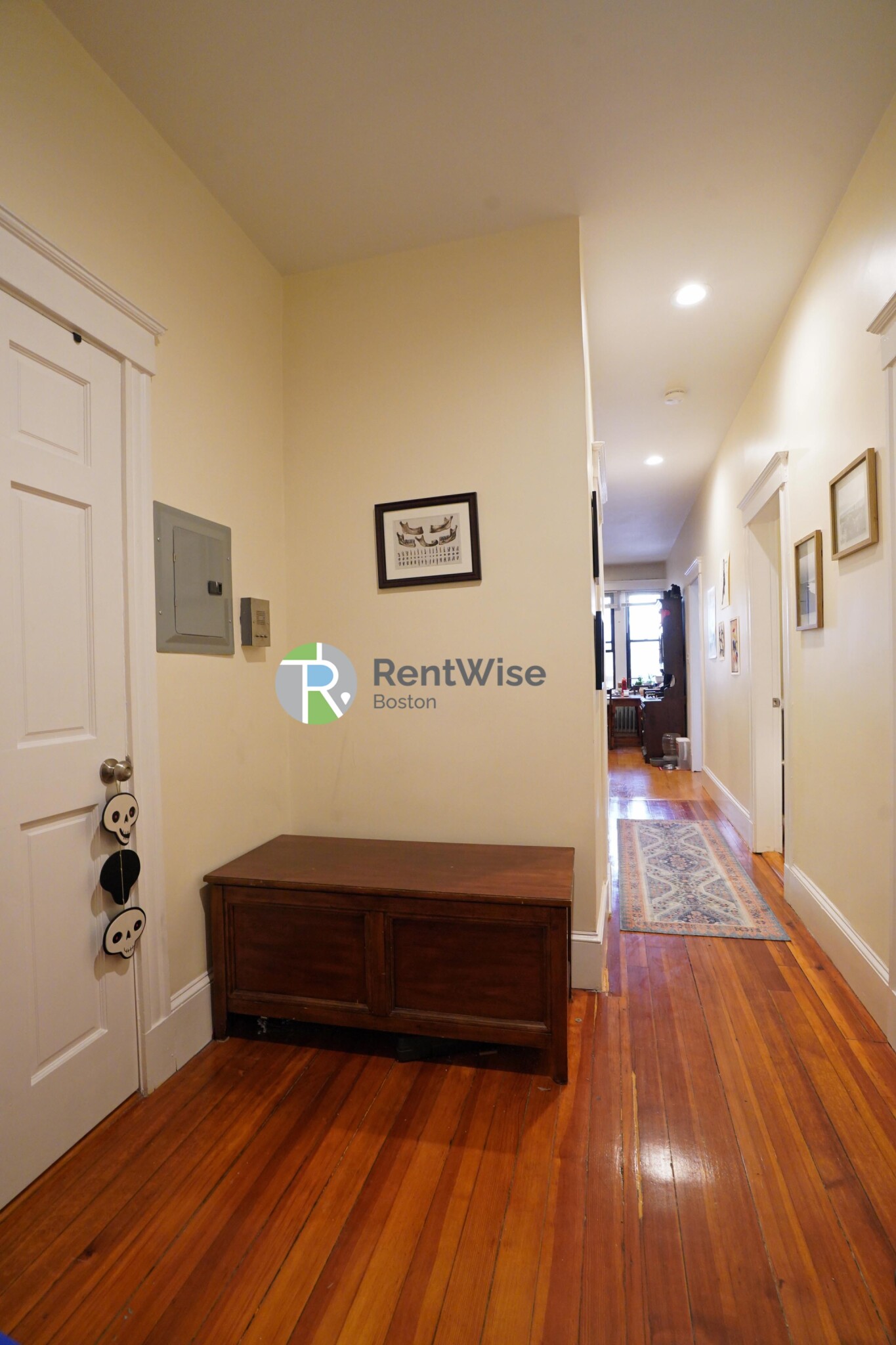 1379 Commonwealth Ave, Brighton