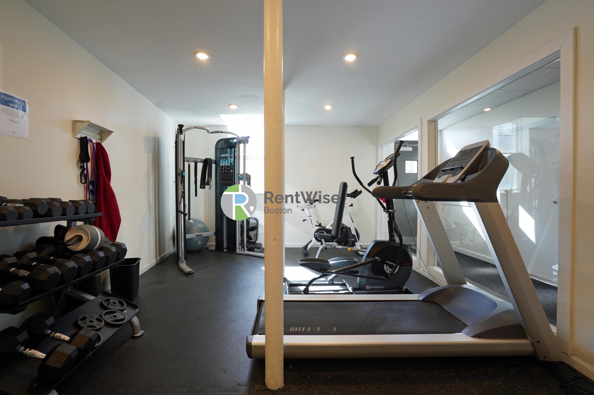 82 Brainerd Rd, Allston