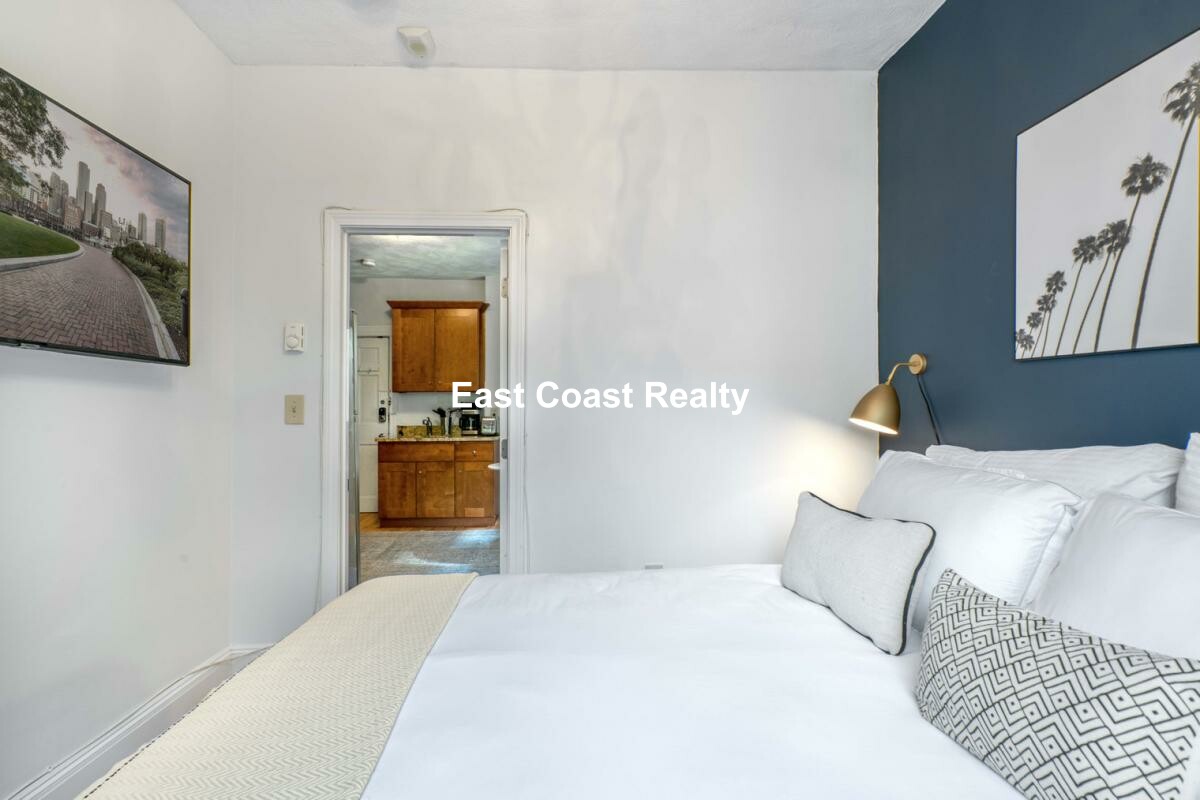 12 Foster St, North End