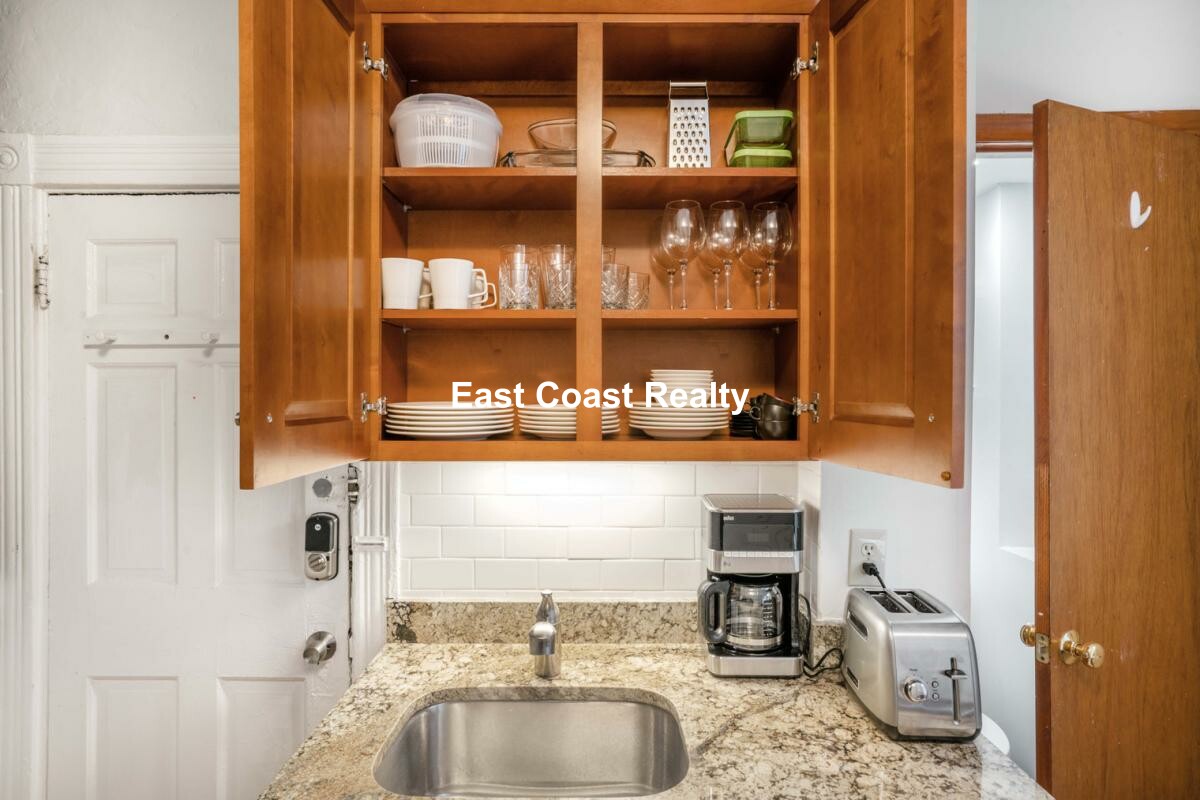 12 Foster St, North End