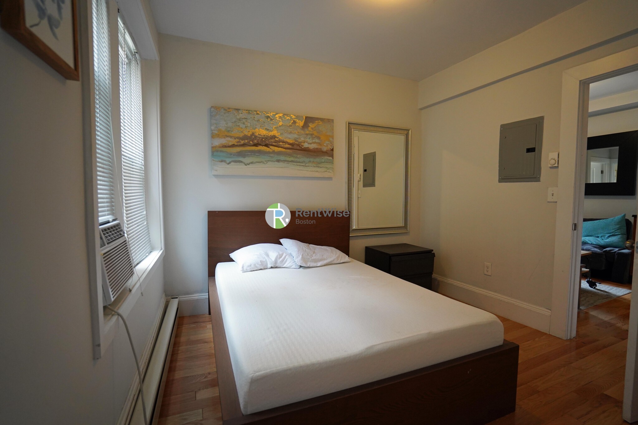 12 Foster St, North End