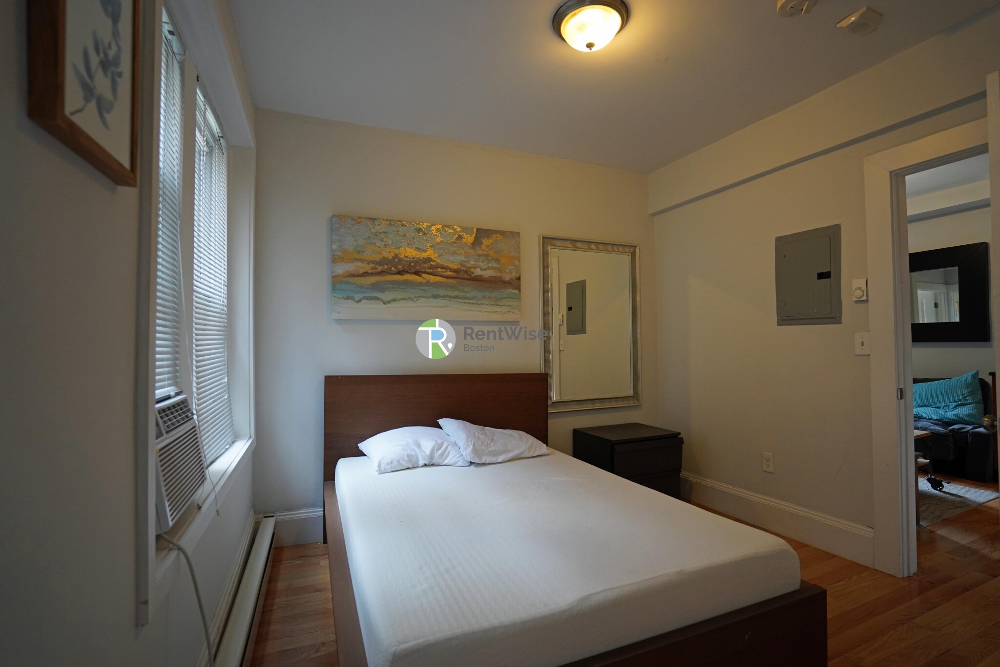 12 Foster St, North End