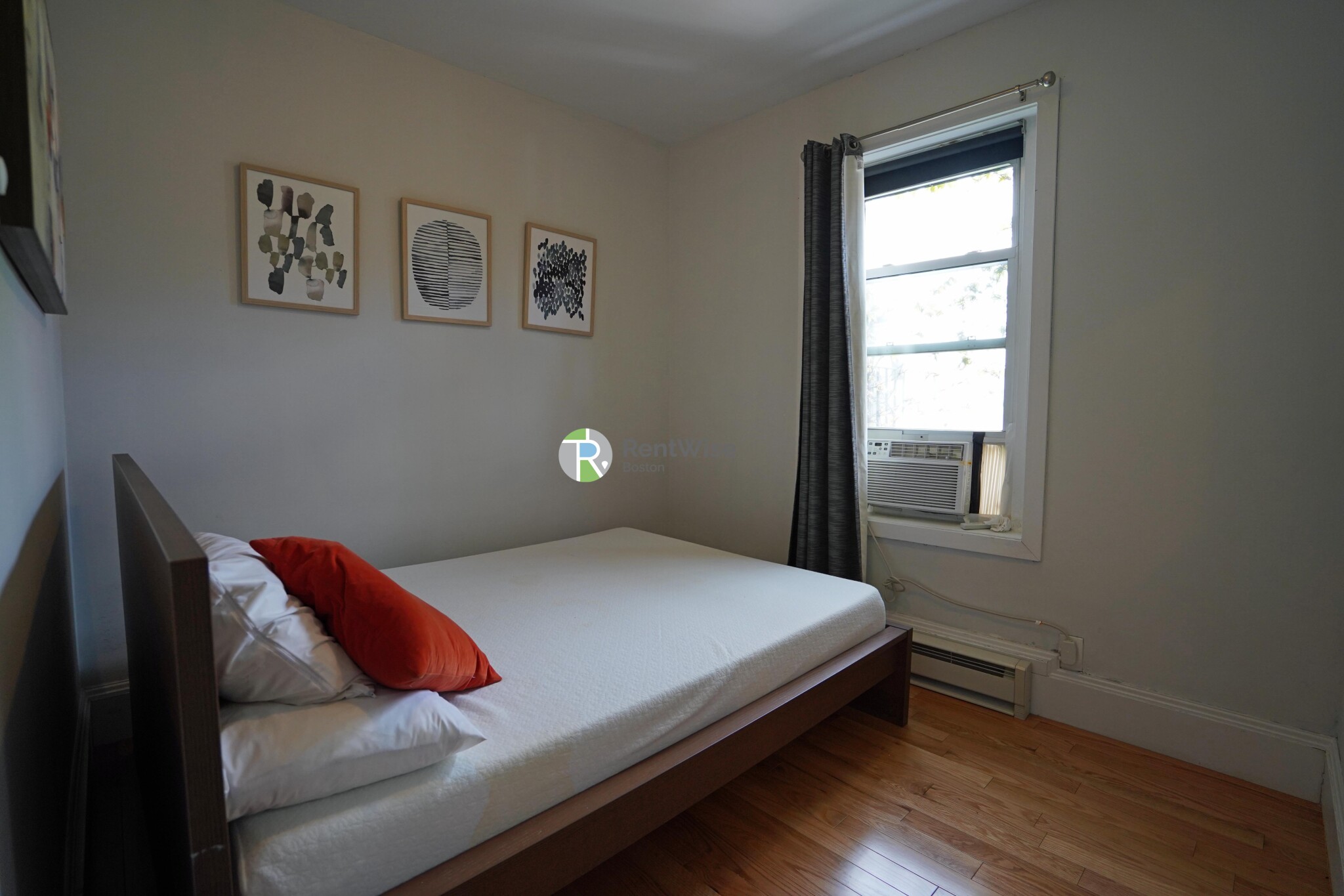 12 Foster St, North End