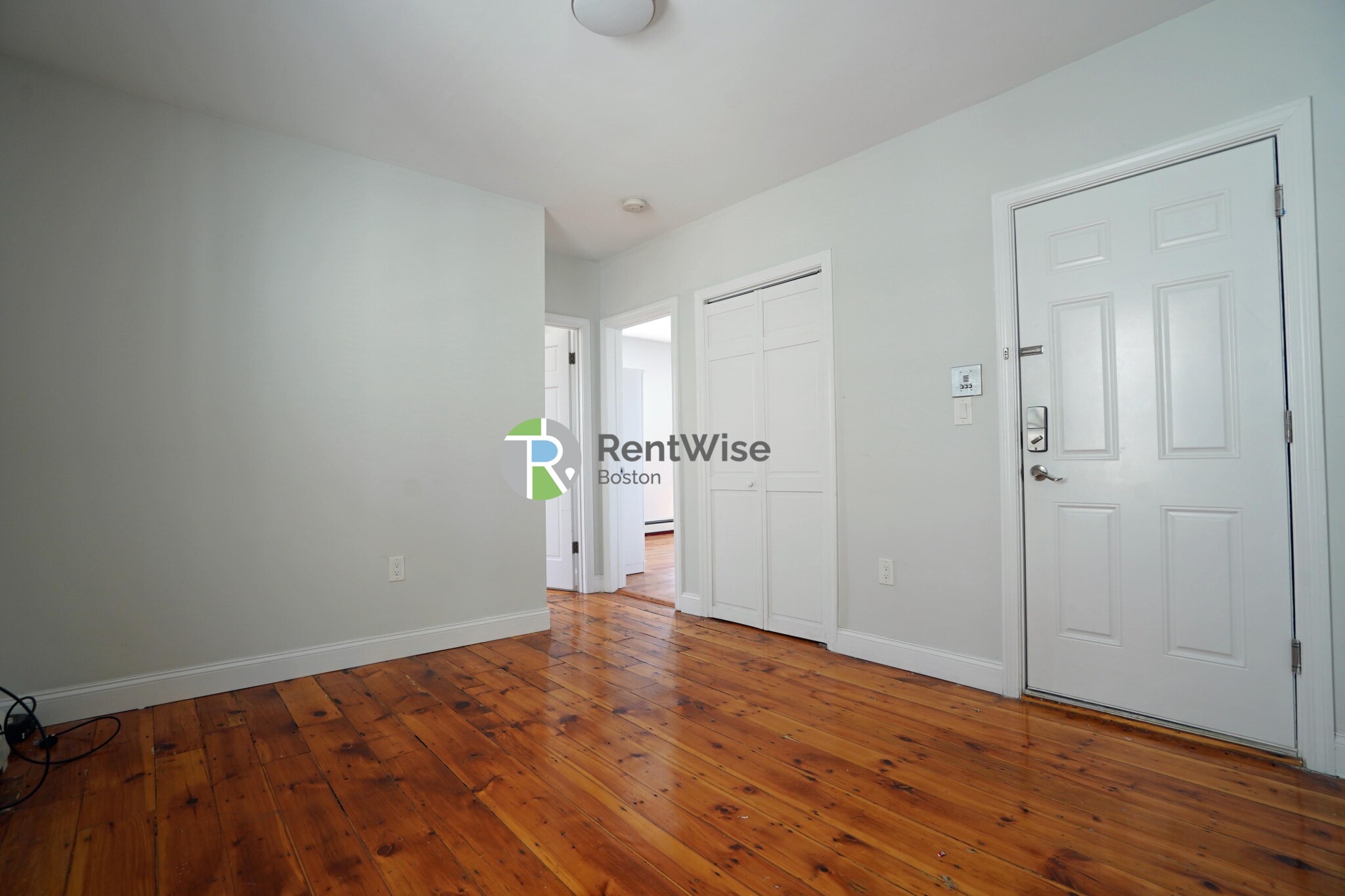 417 Cardinal Medeiros Ave, Wellington-Harrington