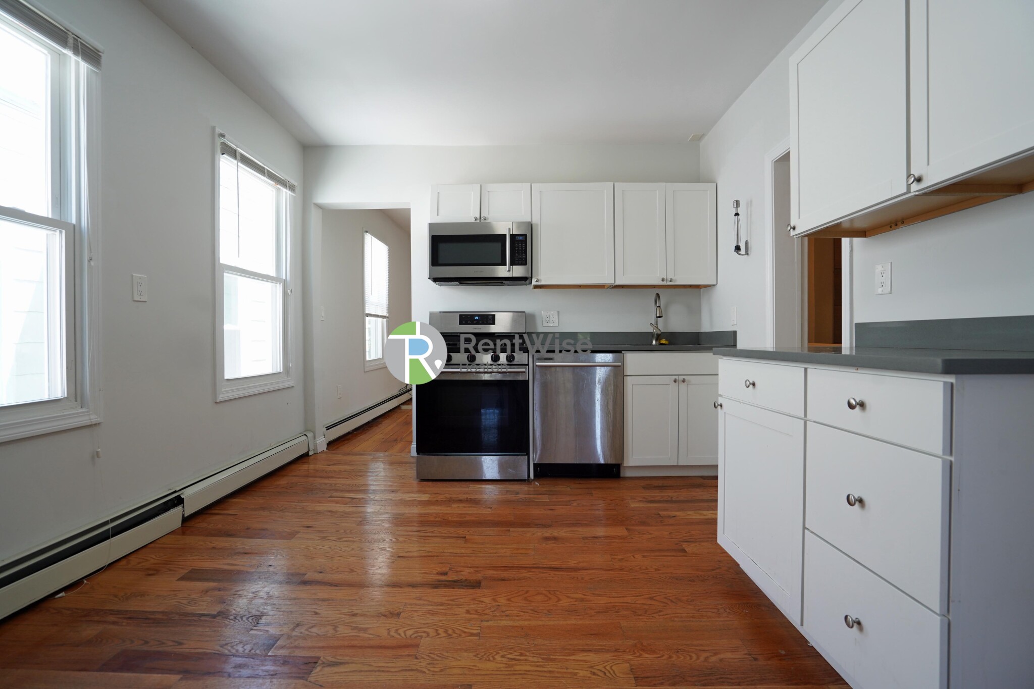 417 Cardinal Medeiros Ave, Wellington-Harrington