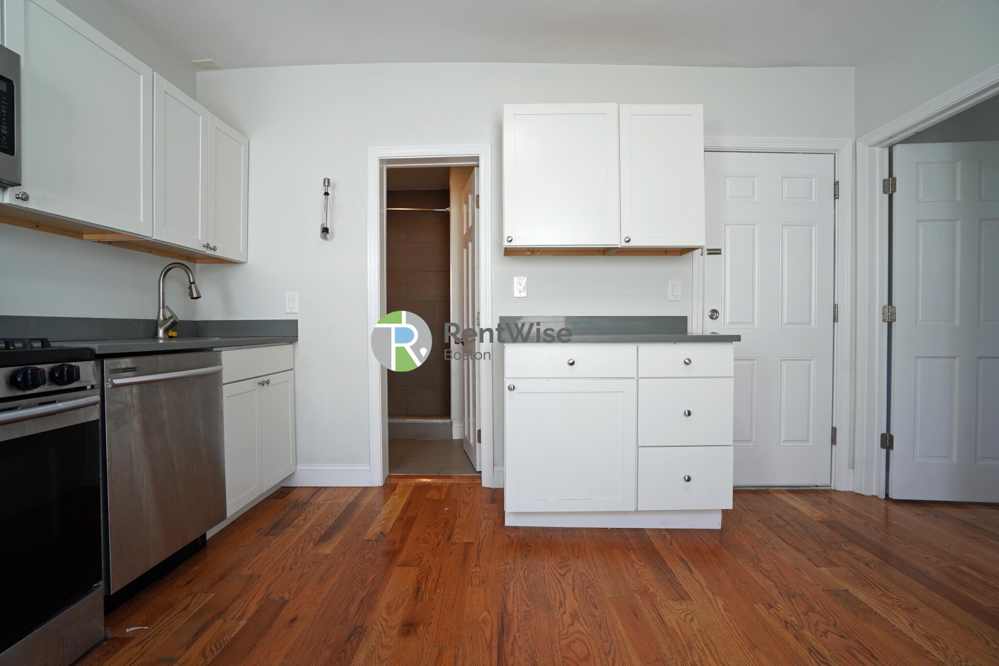 417 Cardinal Medeiros Ave, Wellington-Harrington