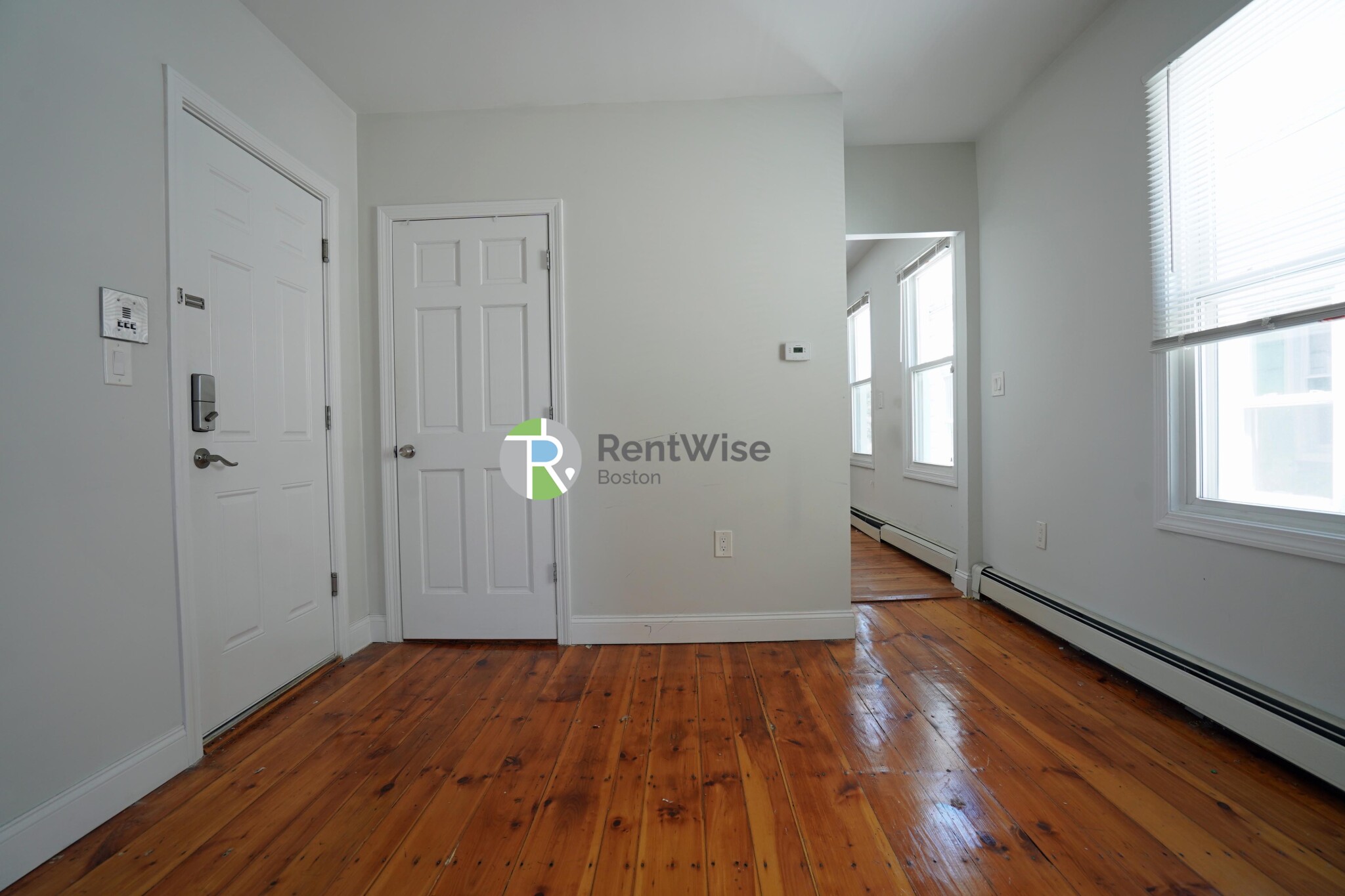 417 Cardinal Medeiros Ave, Wellington-Harrington