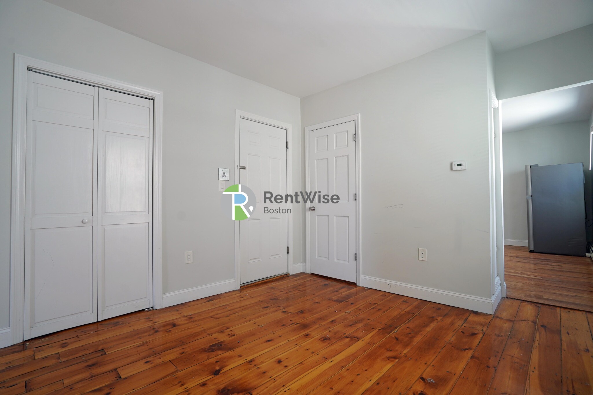 417 Cardinal Medeiros Ave, Wellington-Harrington