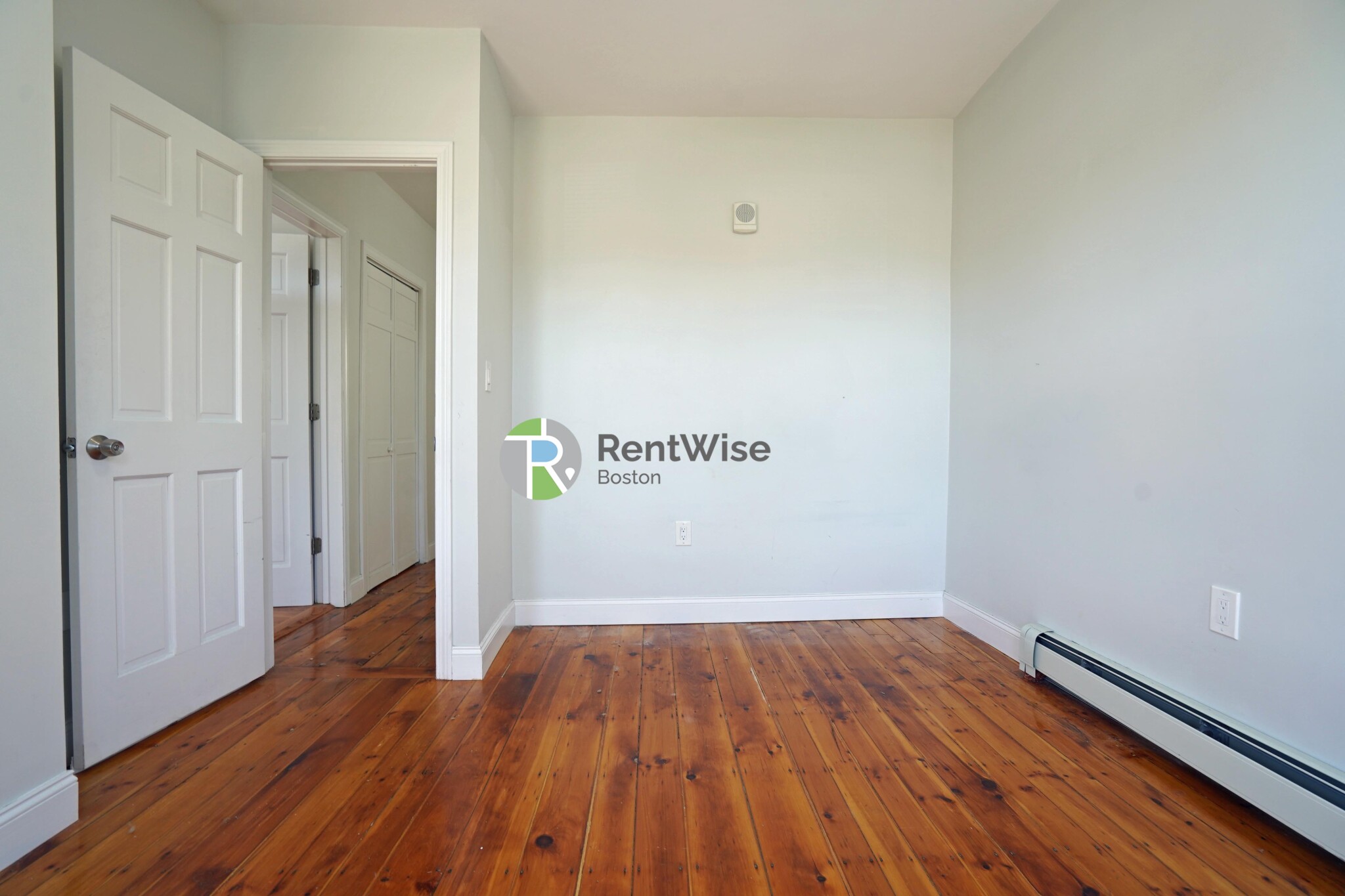 417 Cardinal Medeiros Ave, Wellington-Harrington