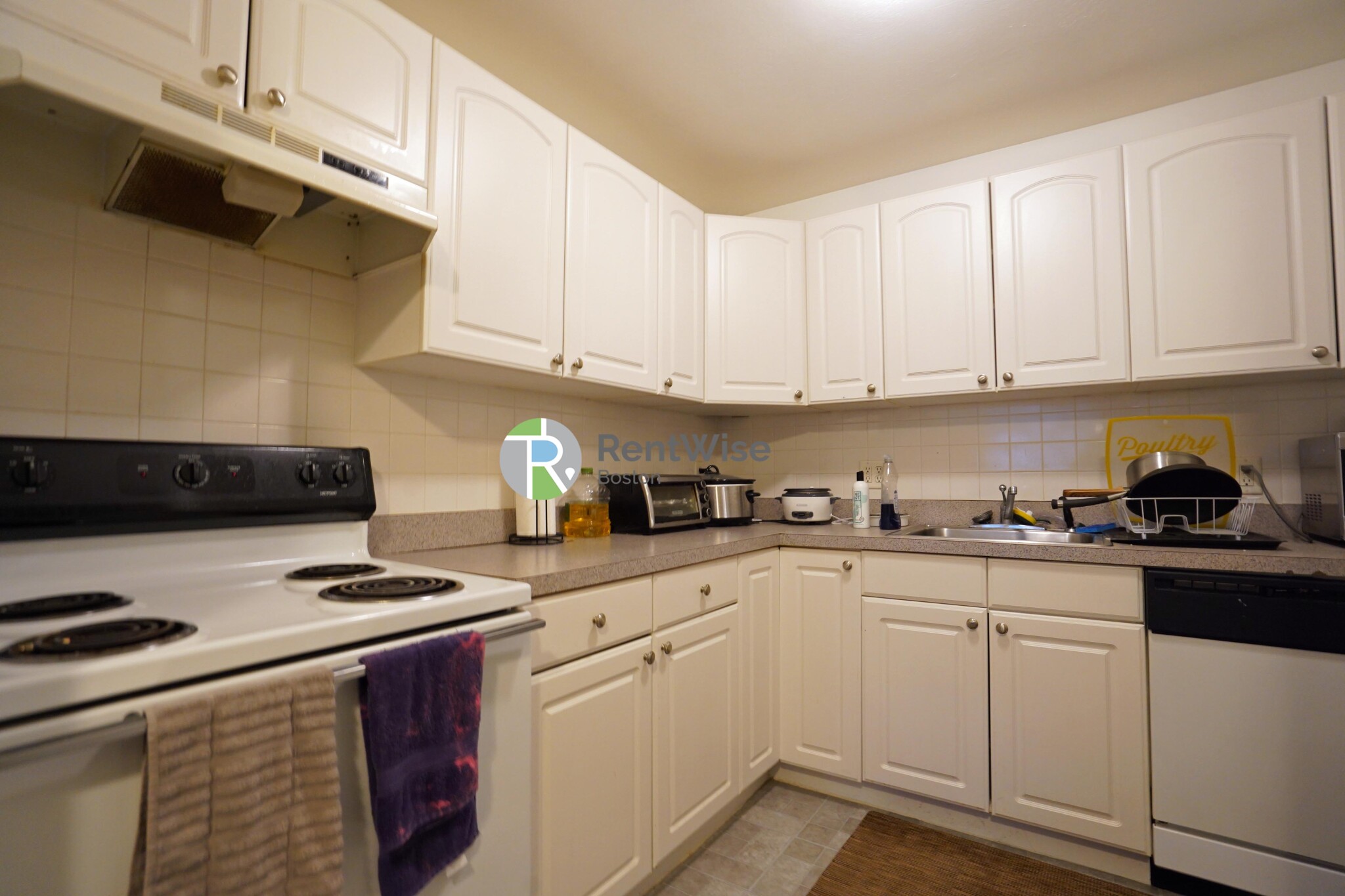 32 Embassy Rd, Brighton