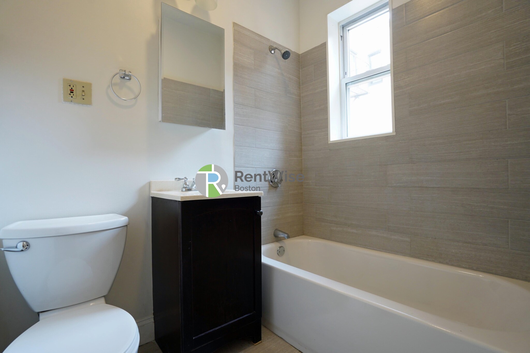 38 Hemenway St, Fenway