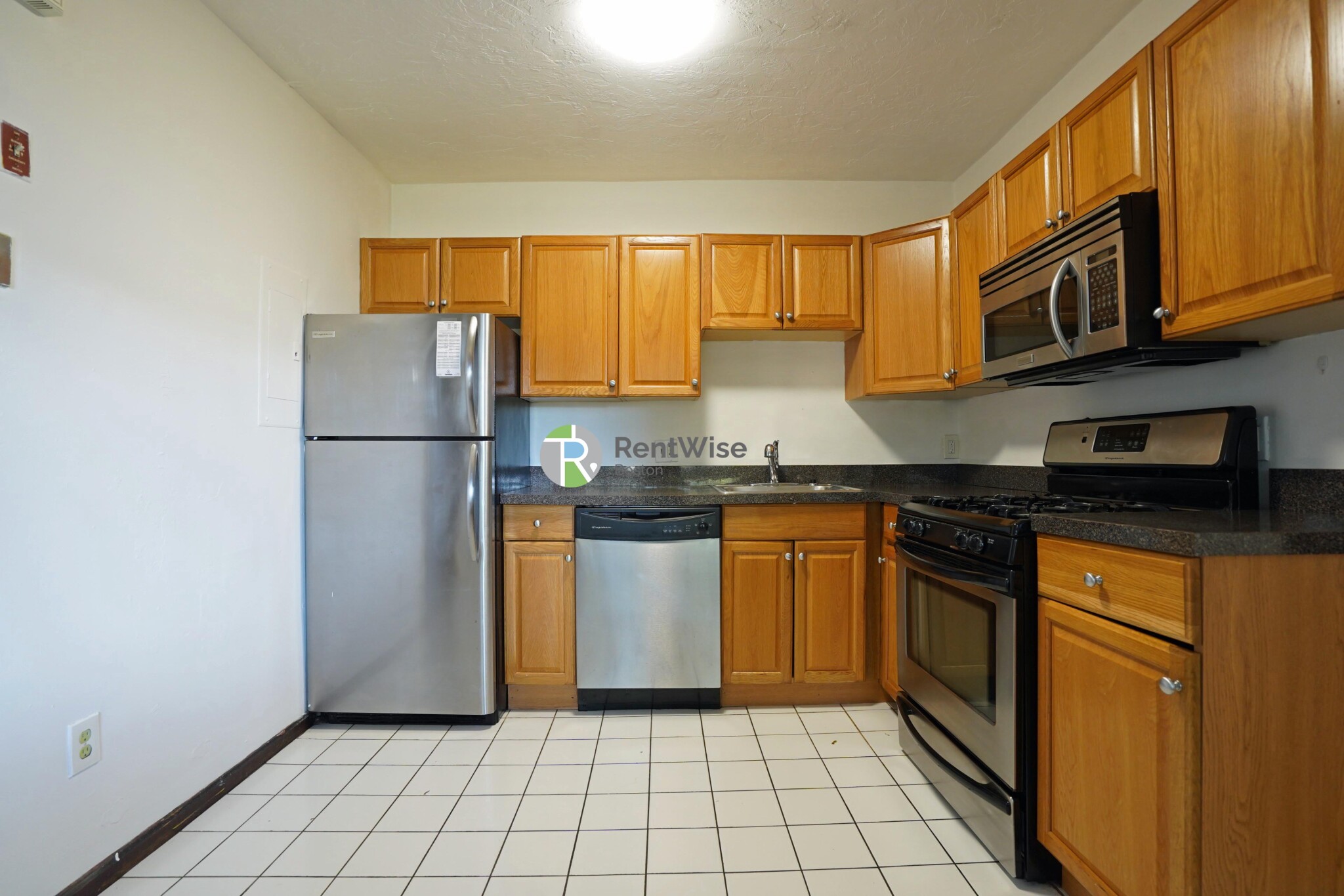 89 Sheridan St, Jamaica Plain