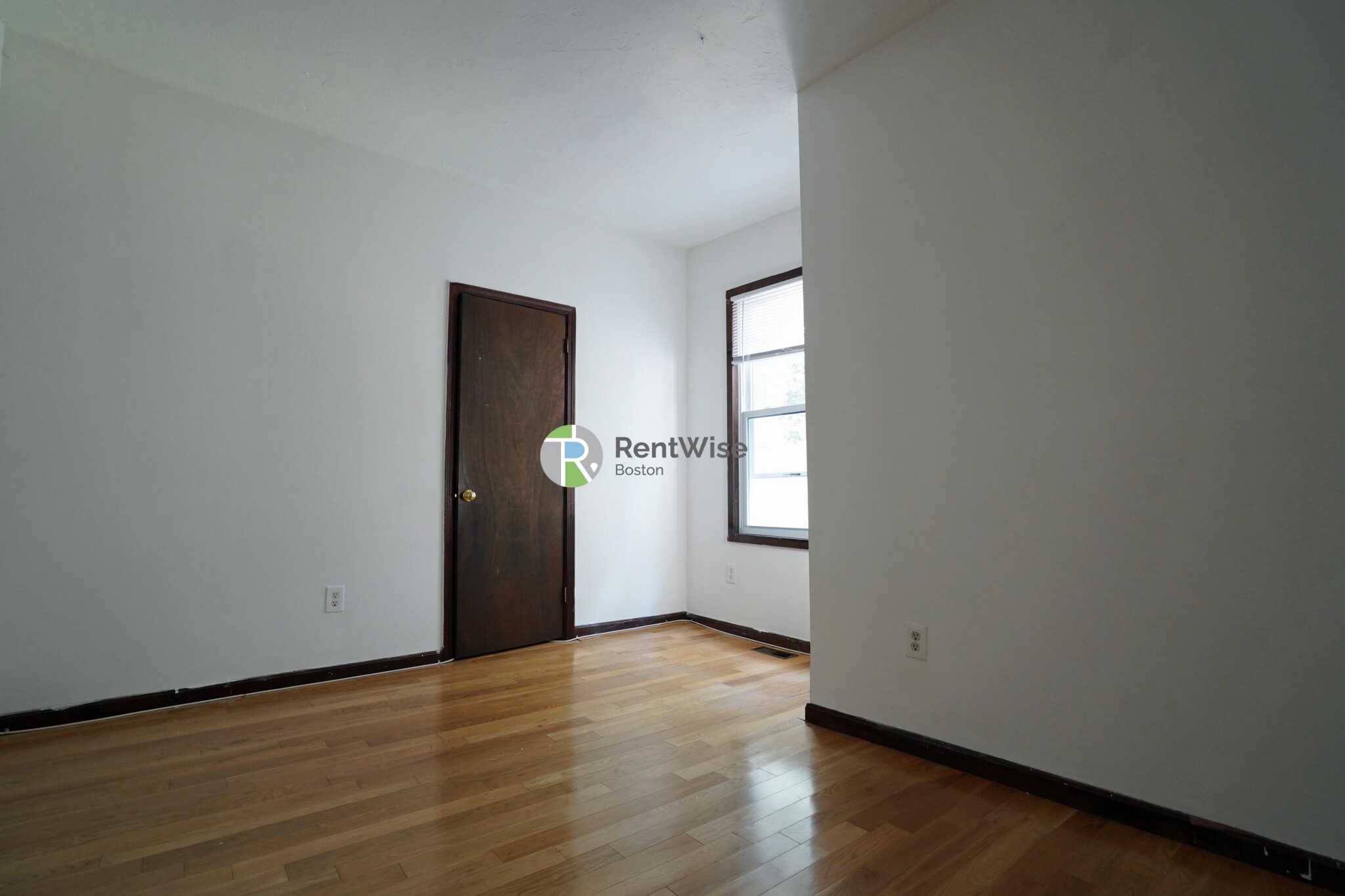 89 Sheridan St, Jamaica Plain