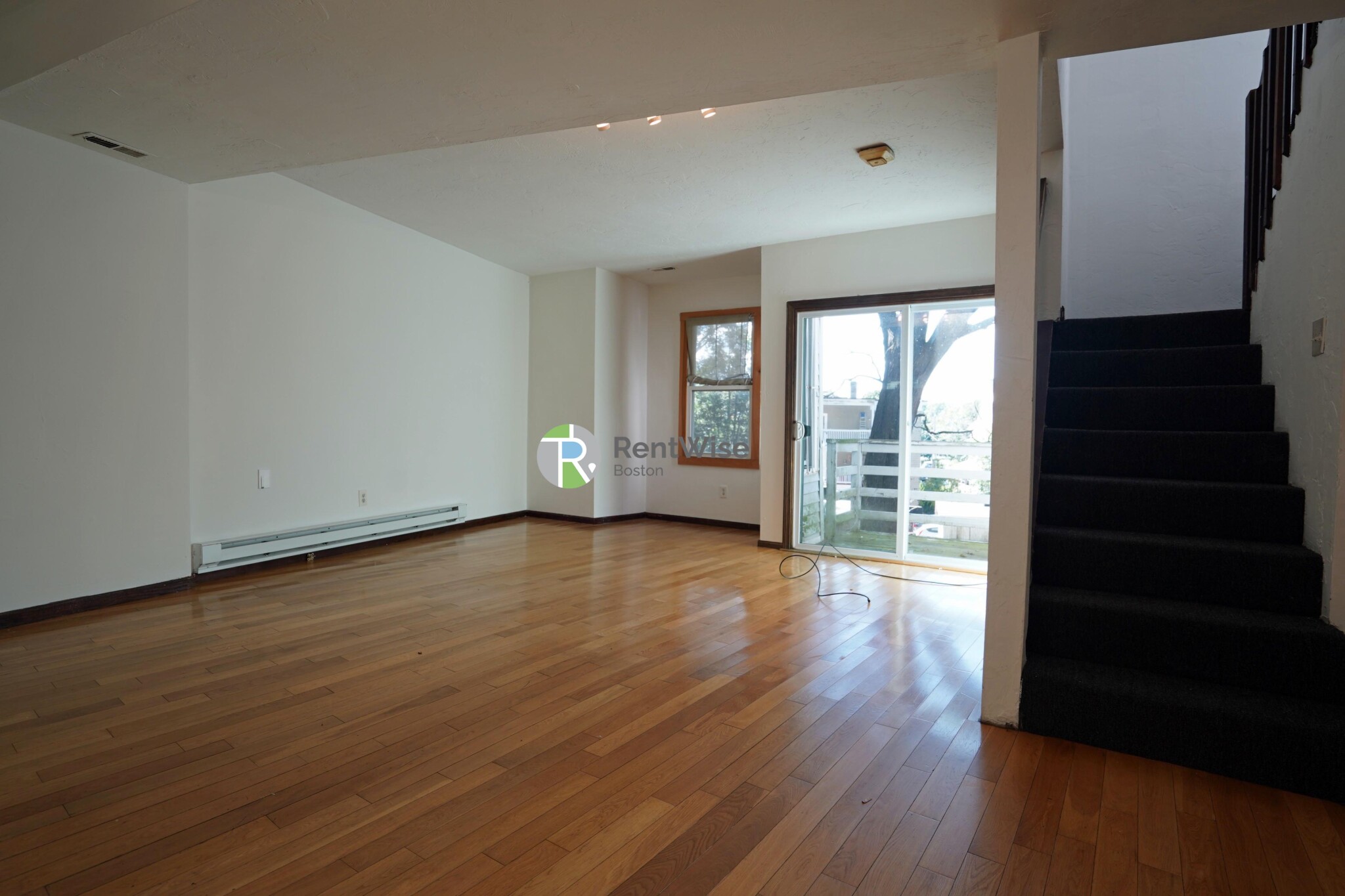 89 Sheridan St, Jamaica Plain